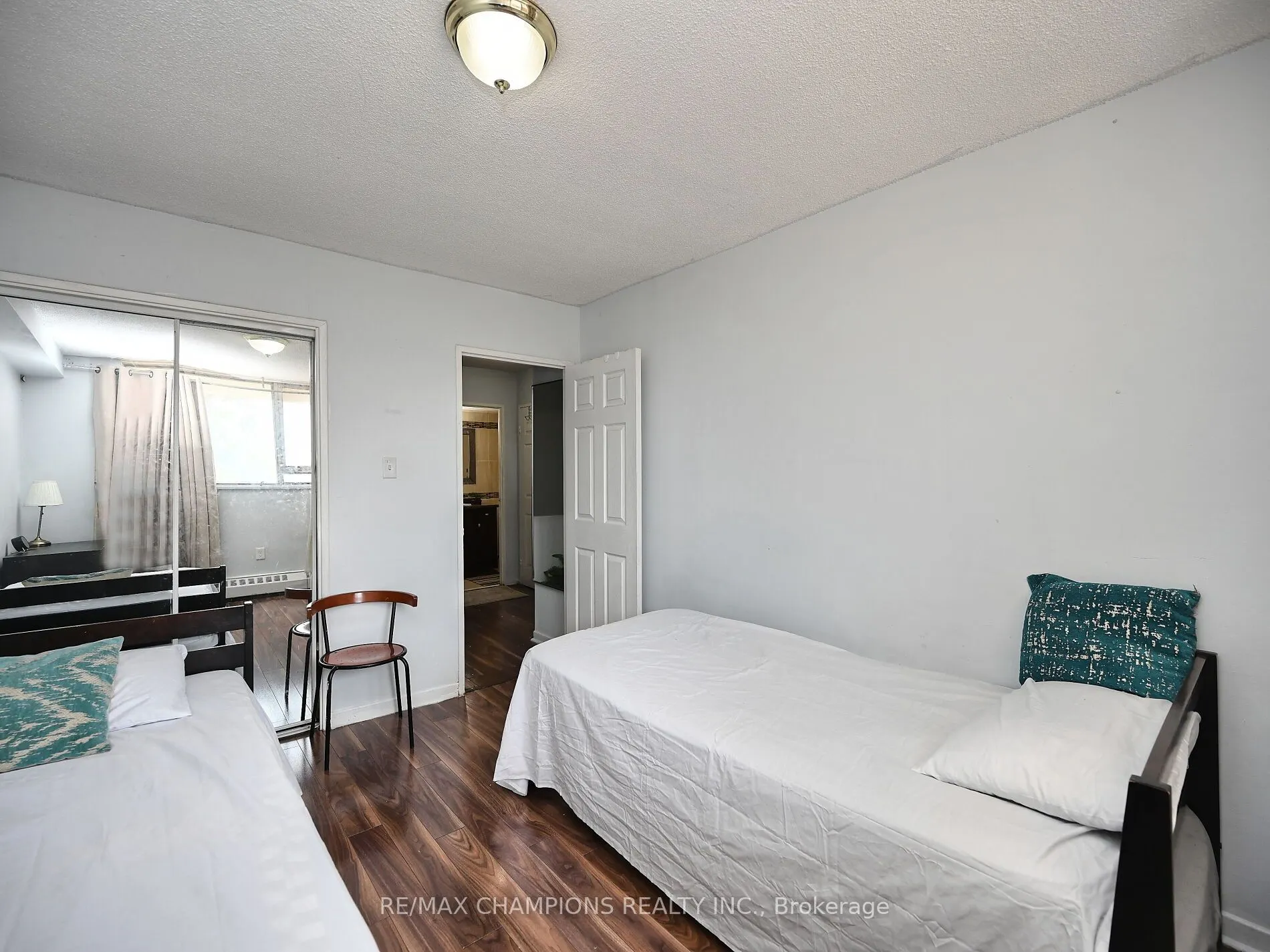 1050 Stainton Drive E, #112
