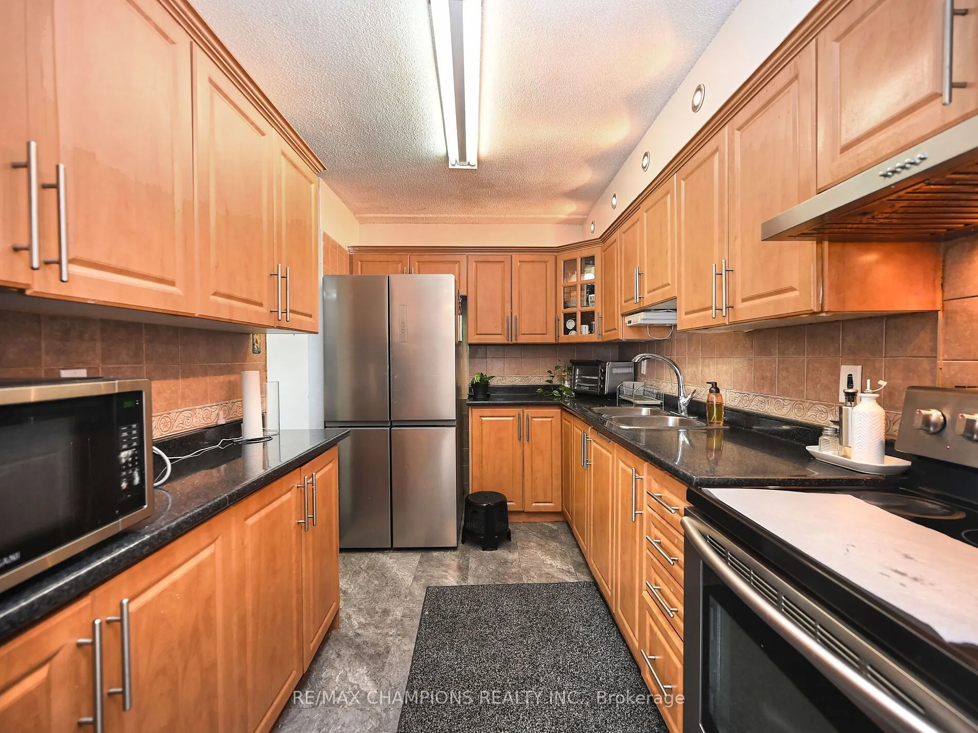 1050 Stainton Drive E, #112