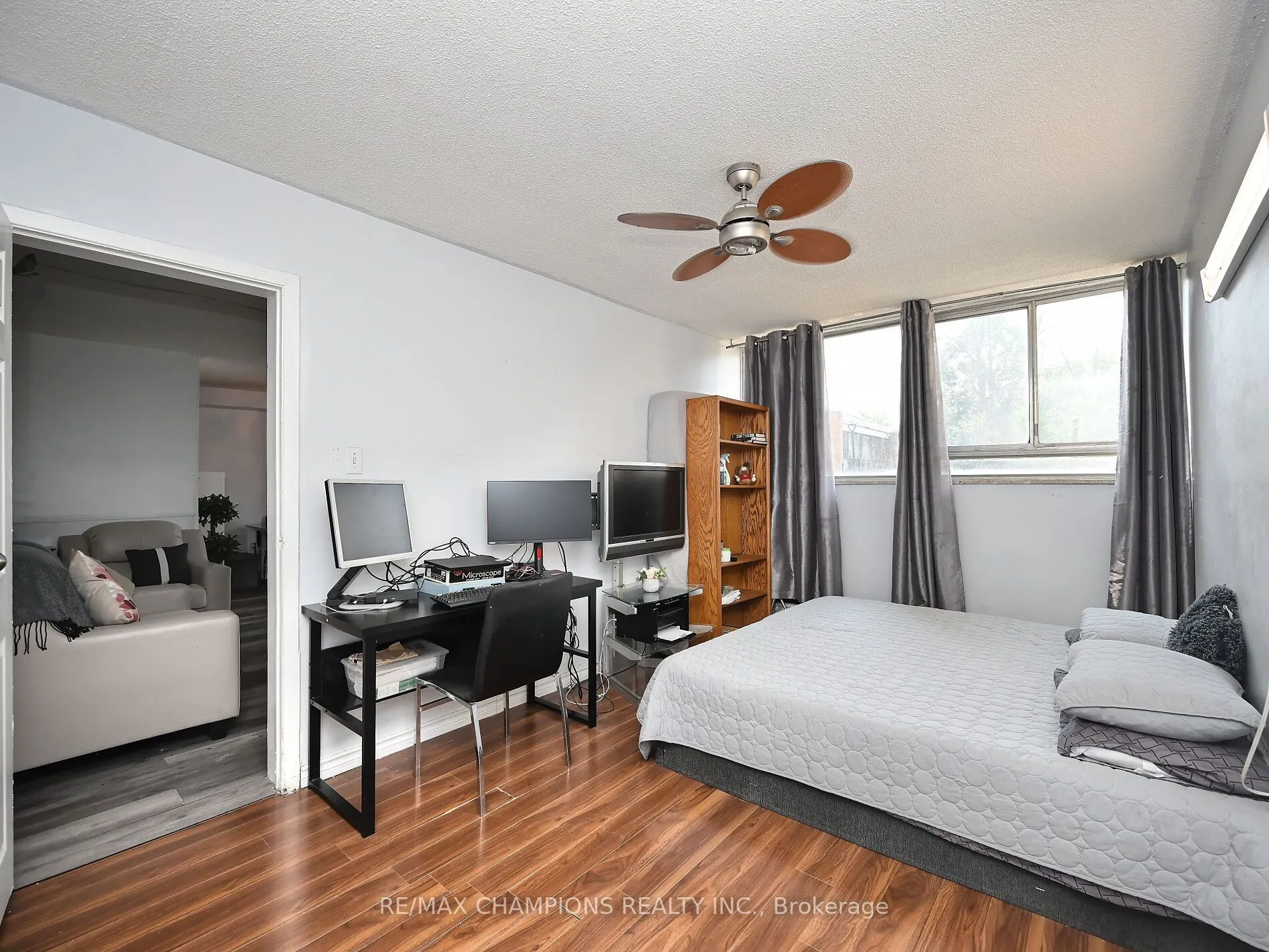 1050 Stainton Drive E, #112