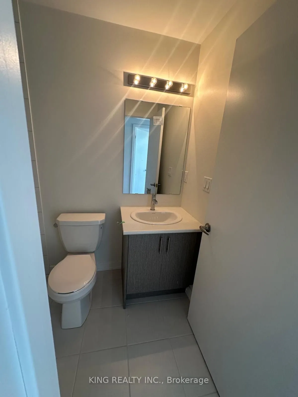 3566 Colonial Drive, #15