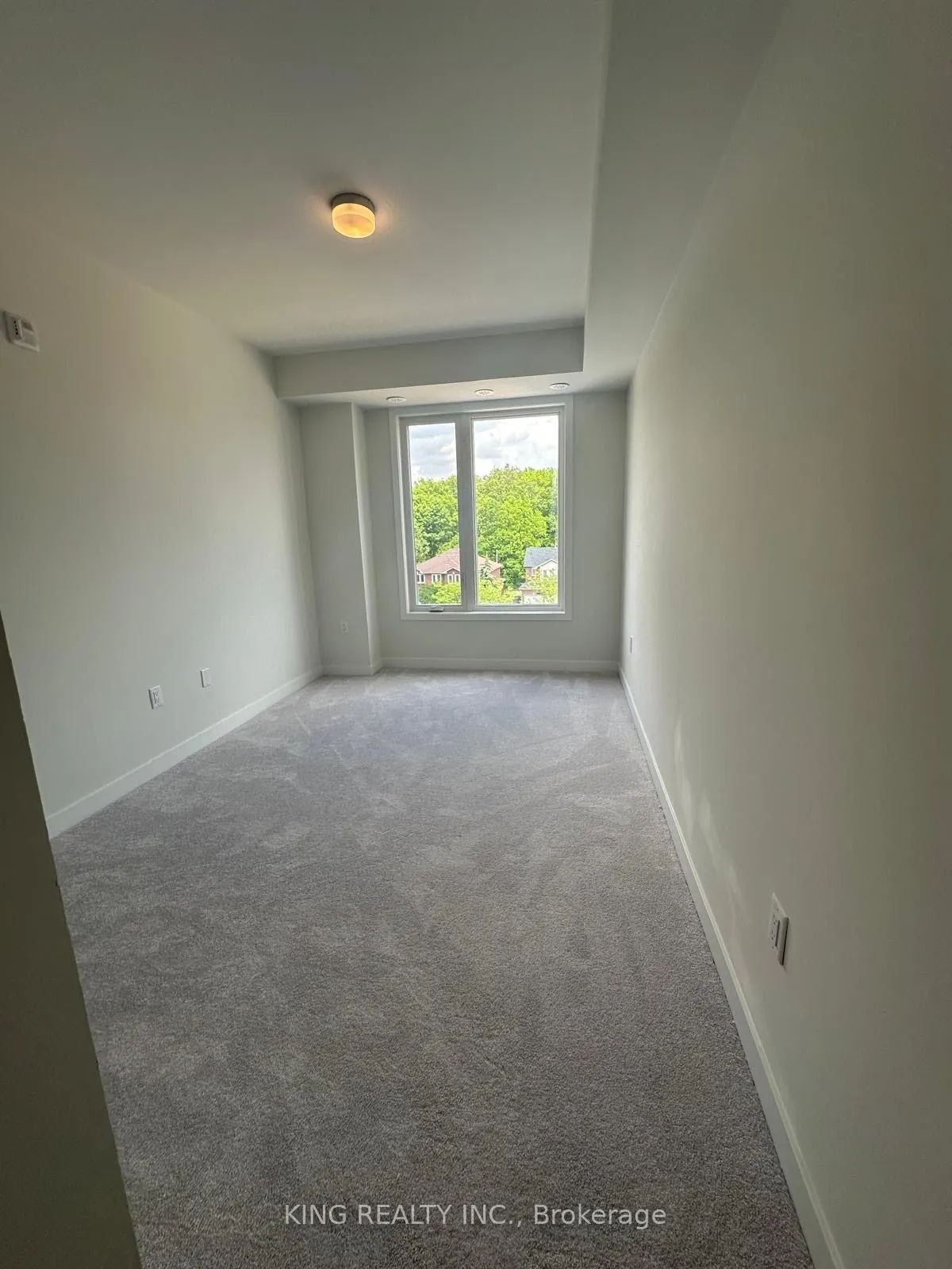 3566 Colonial Drive, #15