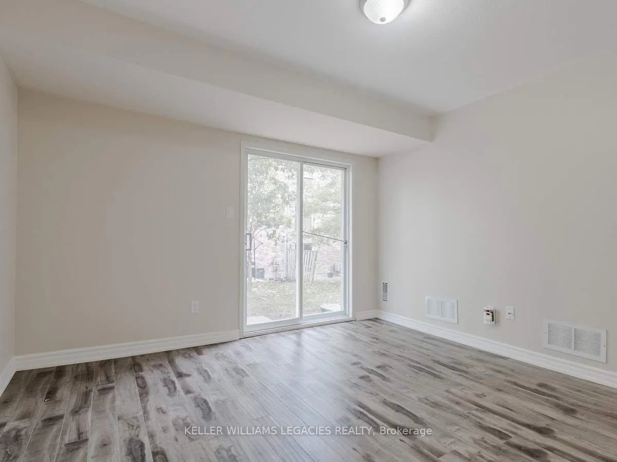 2370 Britannia Road W, #10