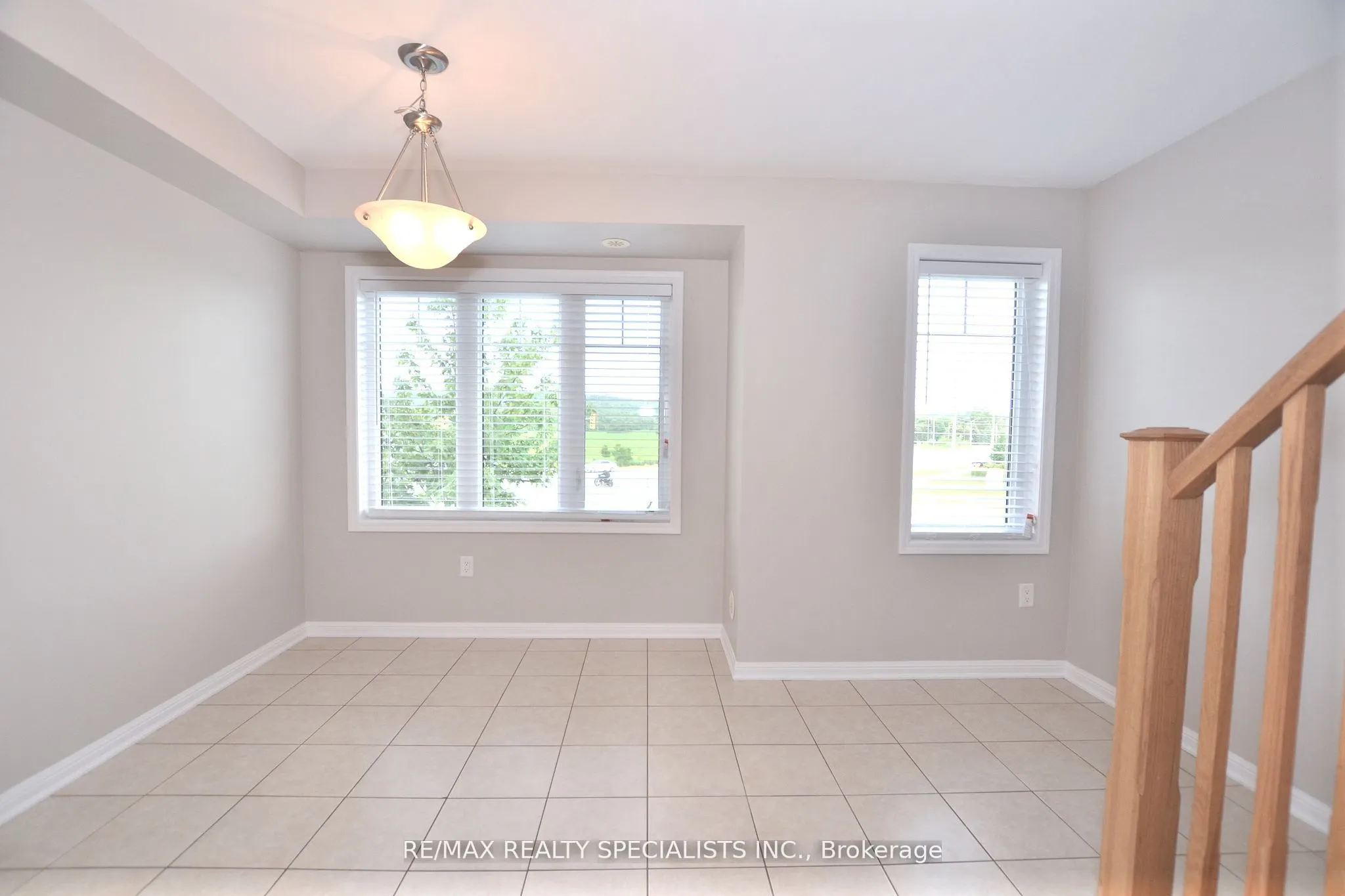 6020 Derry Road, #9