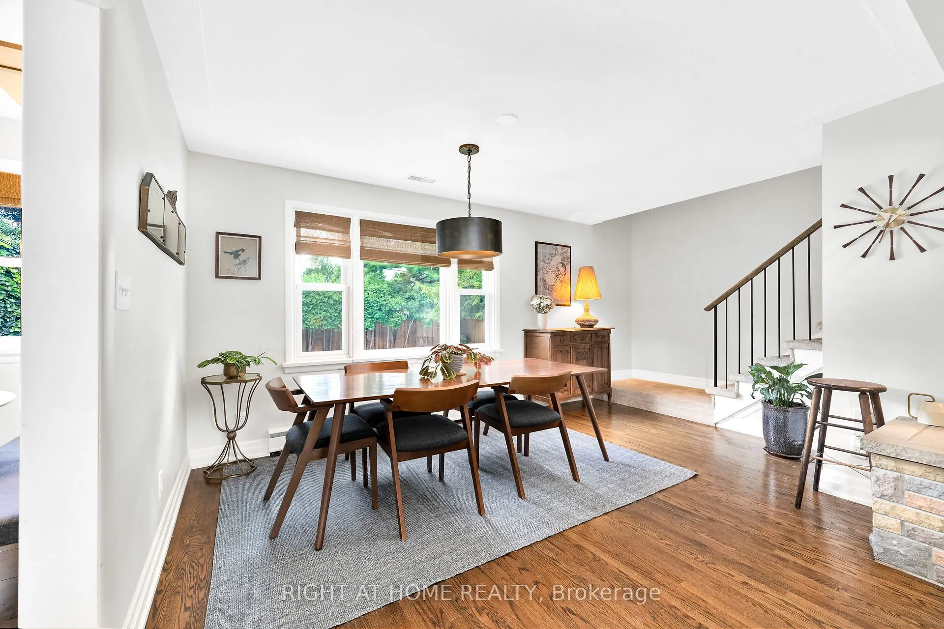 655 Gayne Boulevard