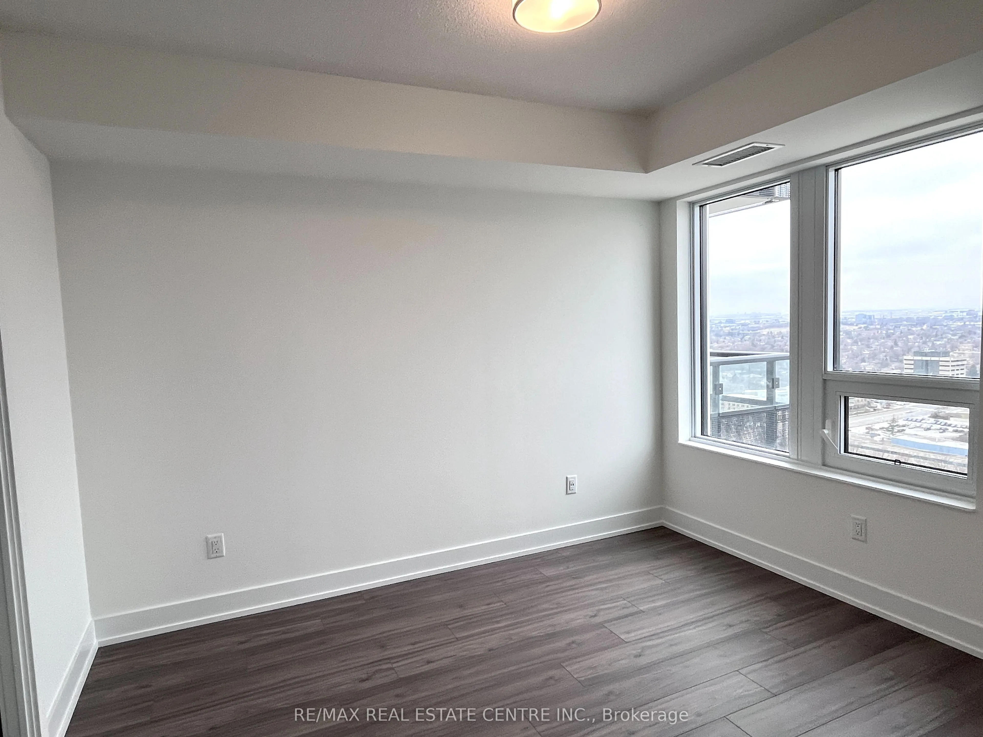 10 Eva Road, #2506