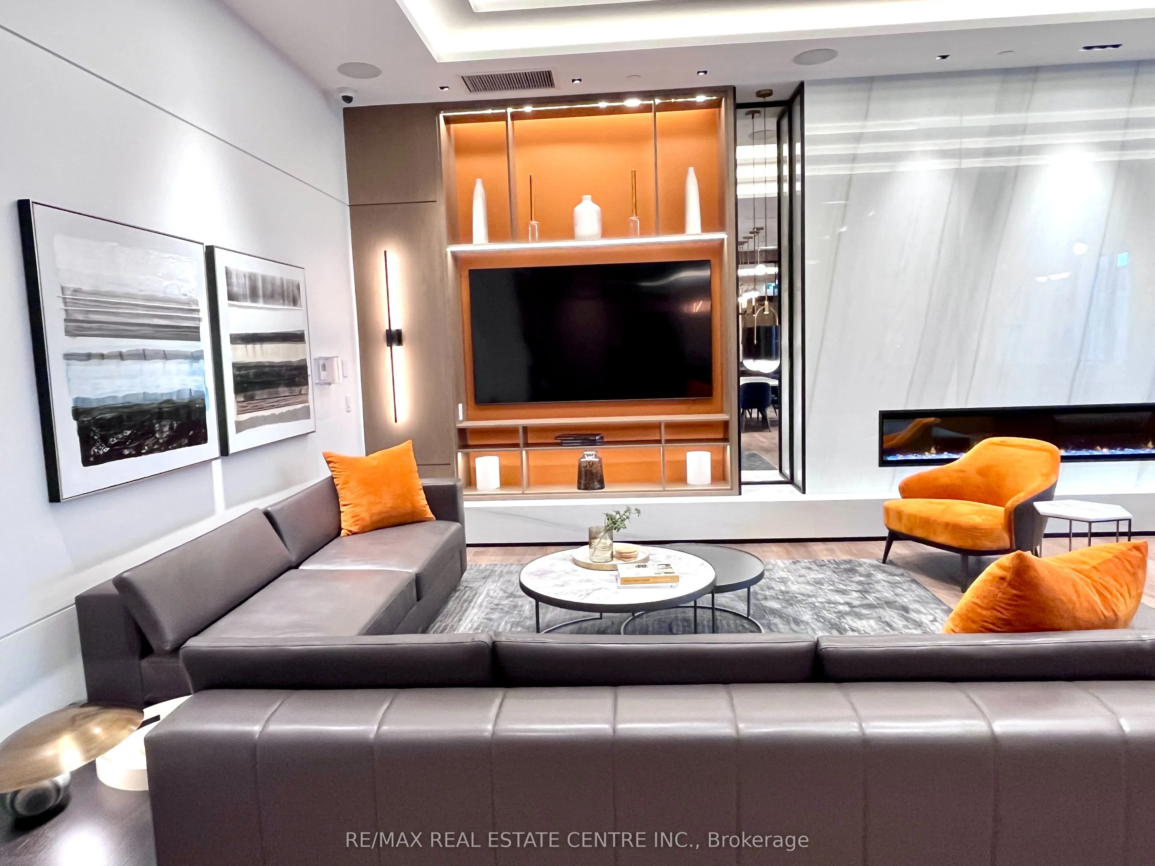 10 Eva Road, #2506
