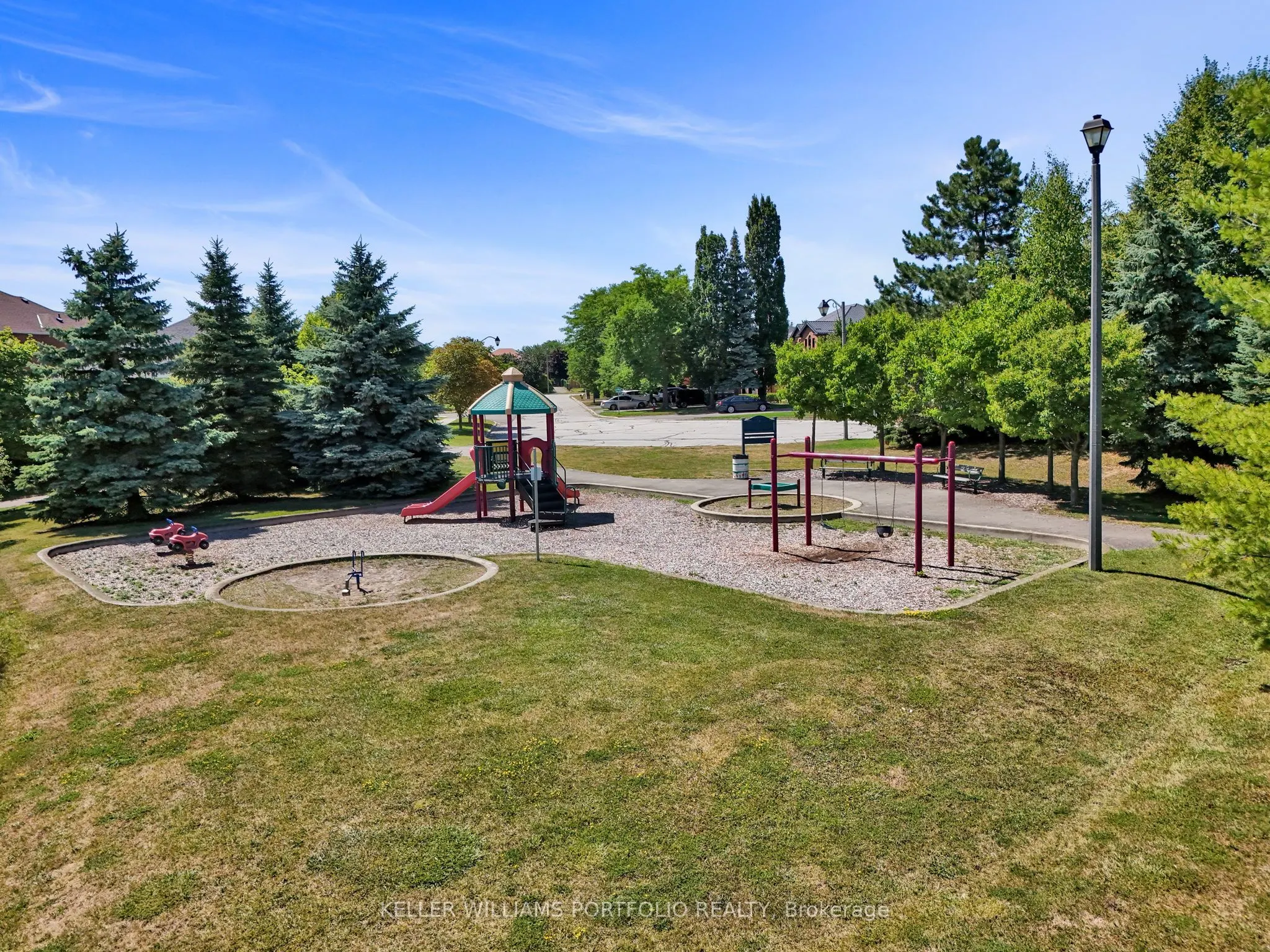 8 Vista View Court