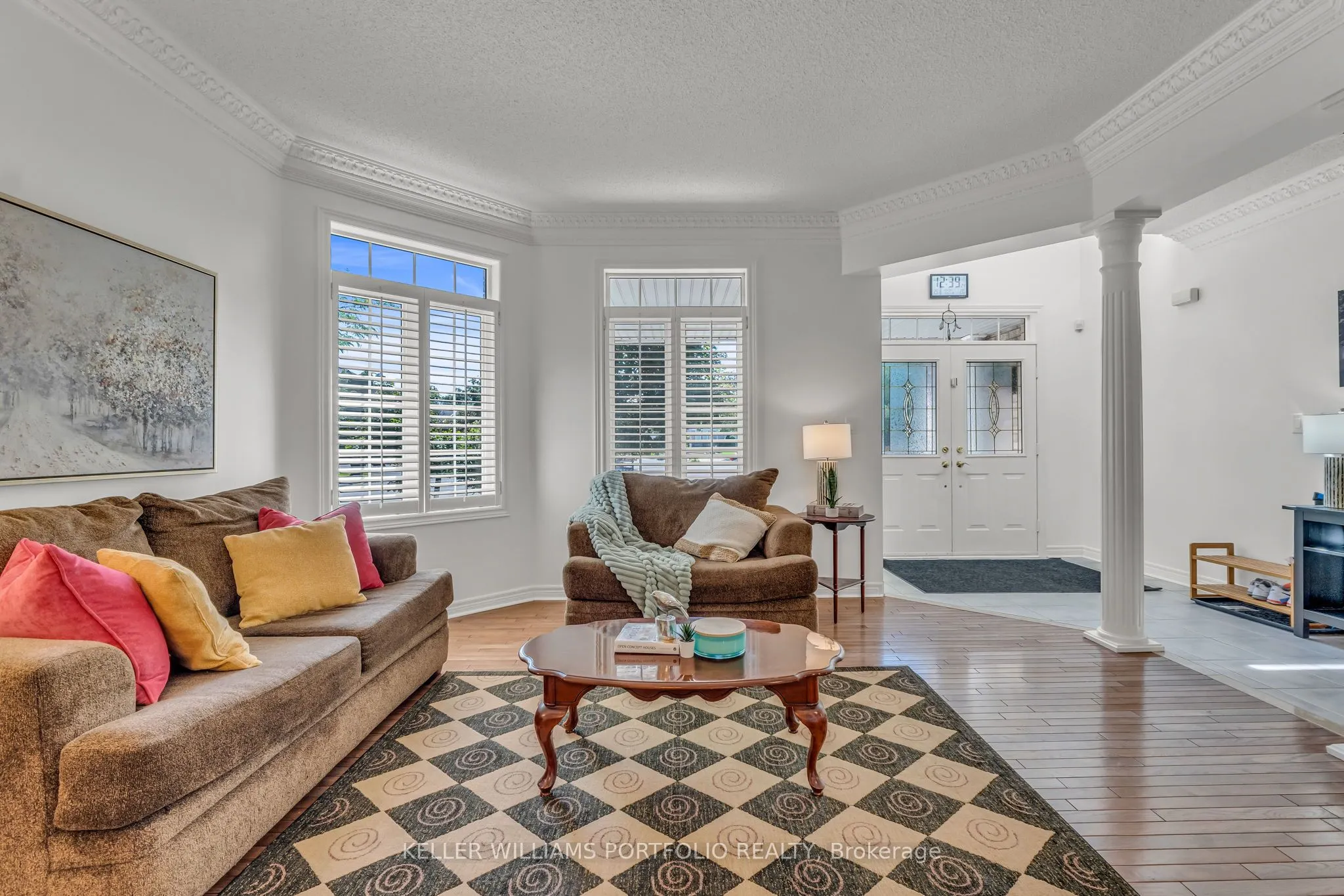 8 Vista View Court