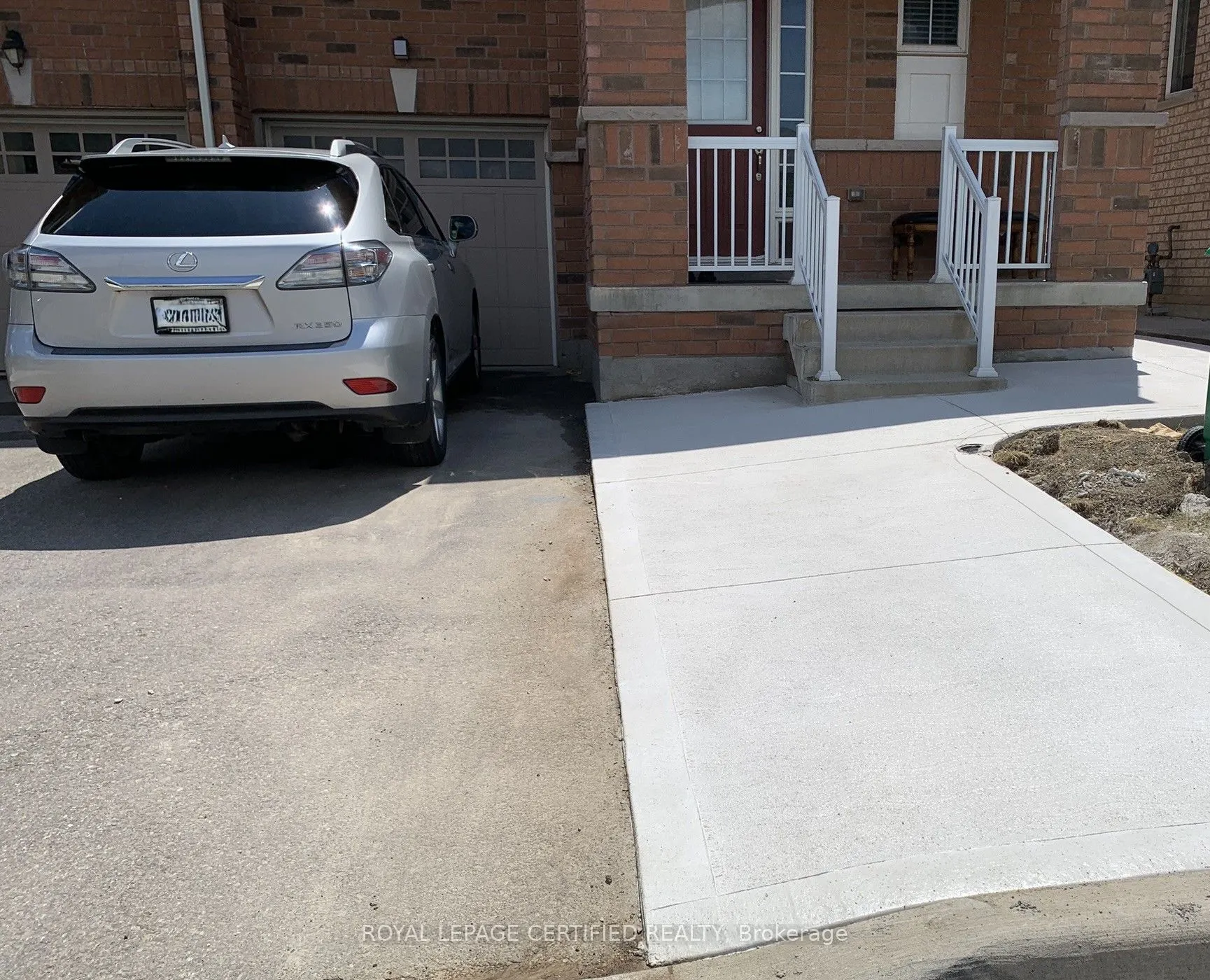 69 Vezna Crescent, #Basement