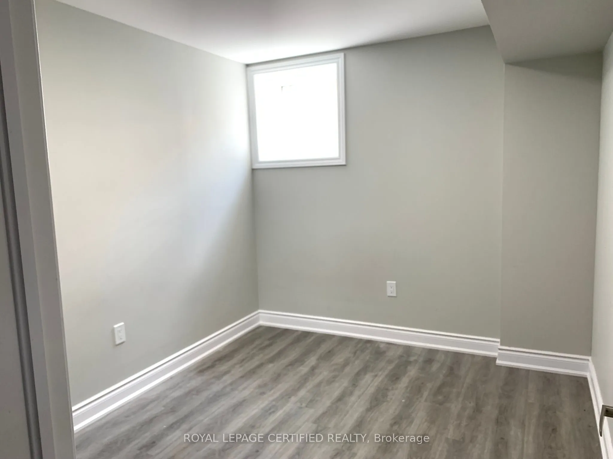69 Vezna Crescent, #Basement