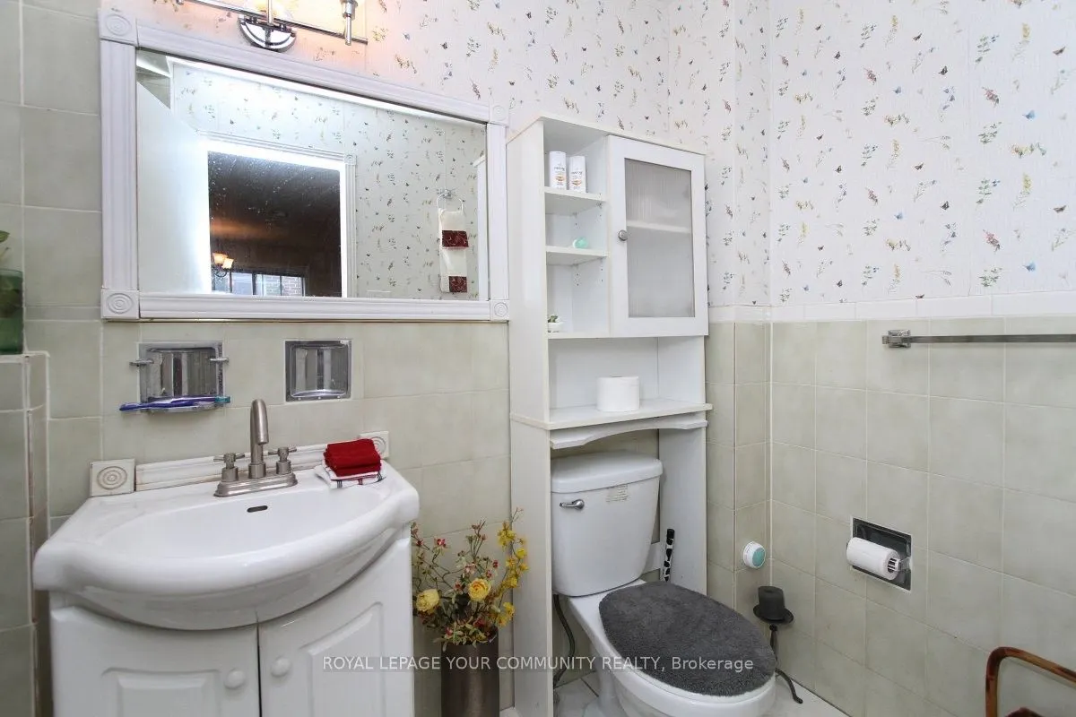 3318 Strabane Upper Drive