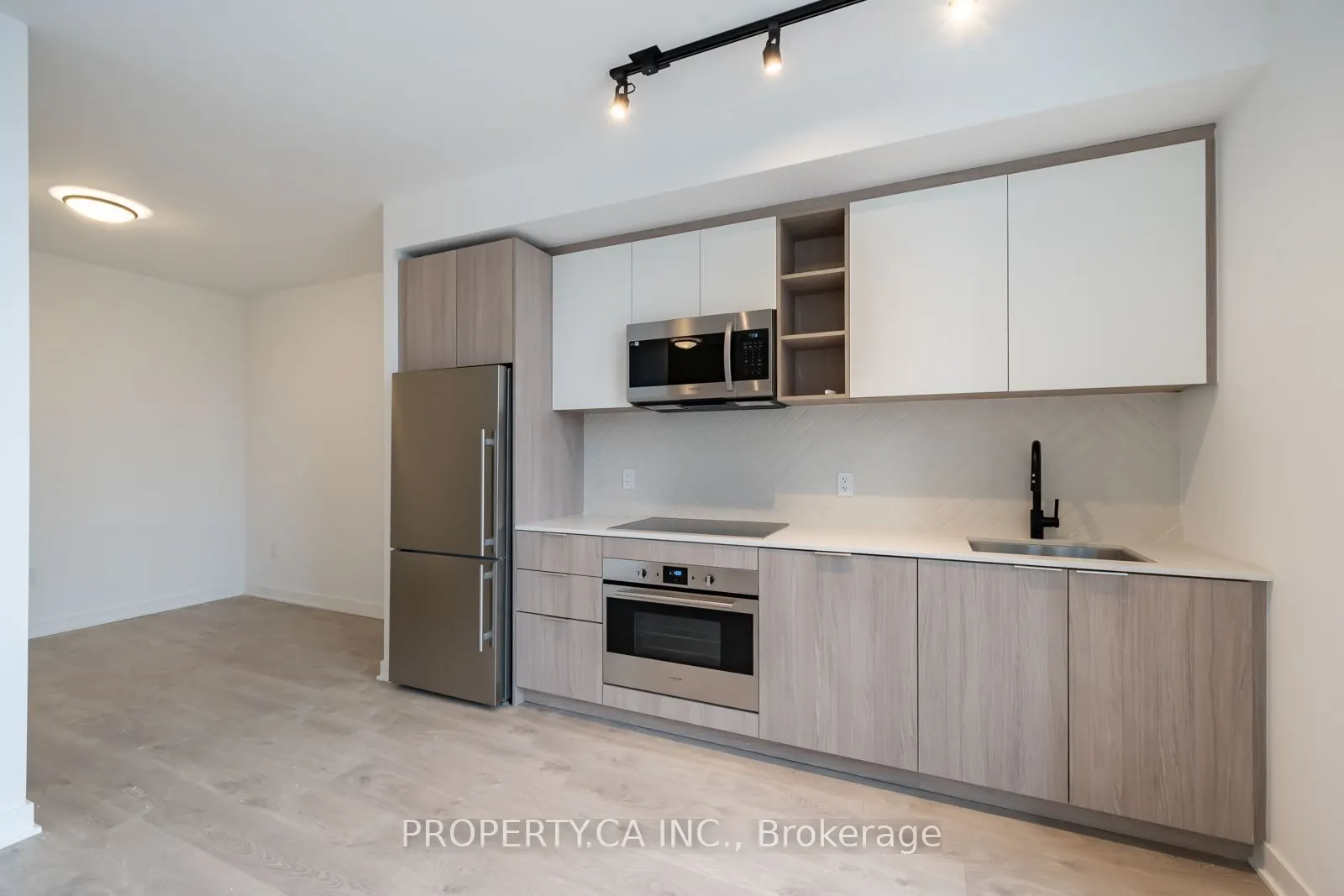 36 Zorra Street, #106