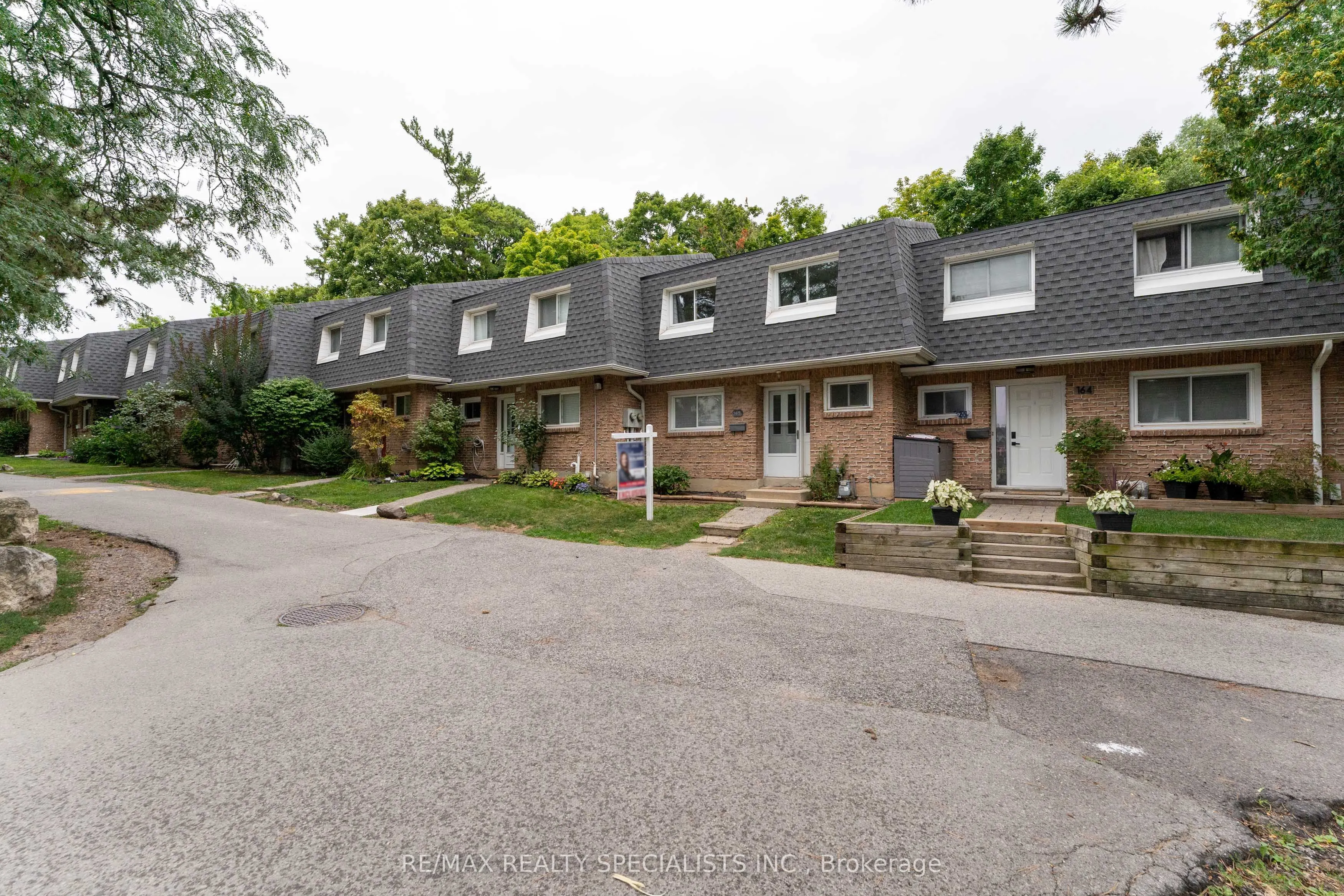 2050 Upper Middle Road, #165