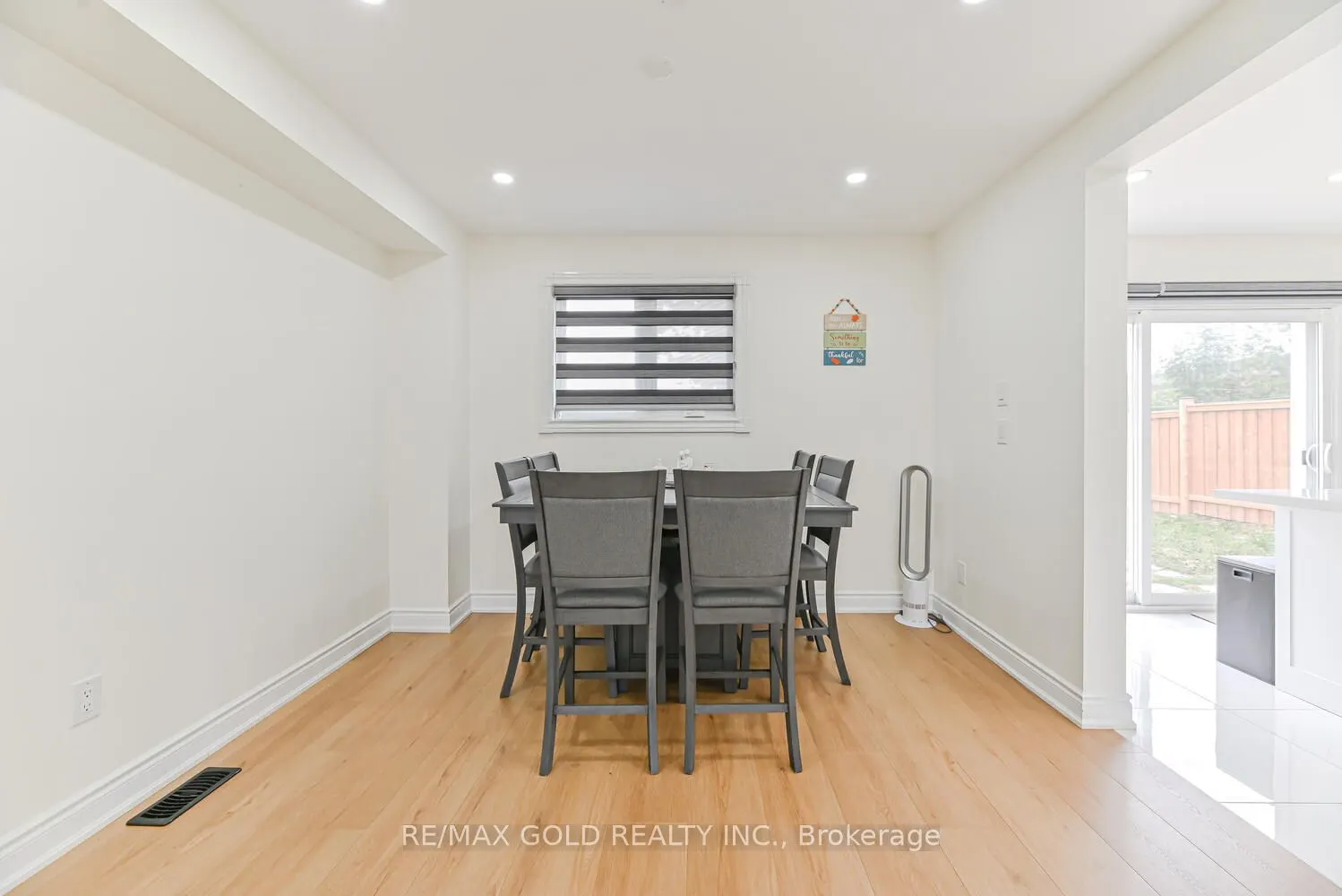 81 Drake Boulevard