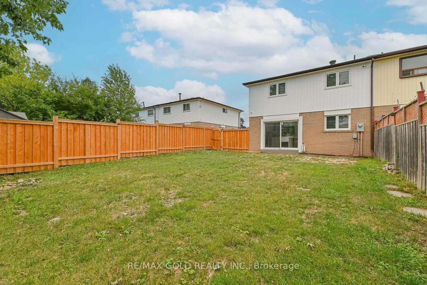 81 Drake Boulevard