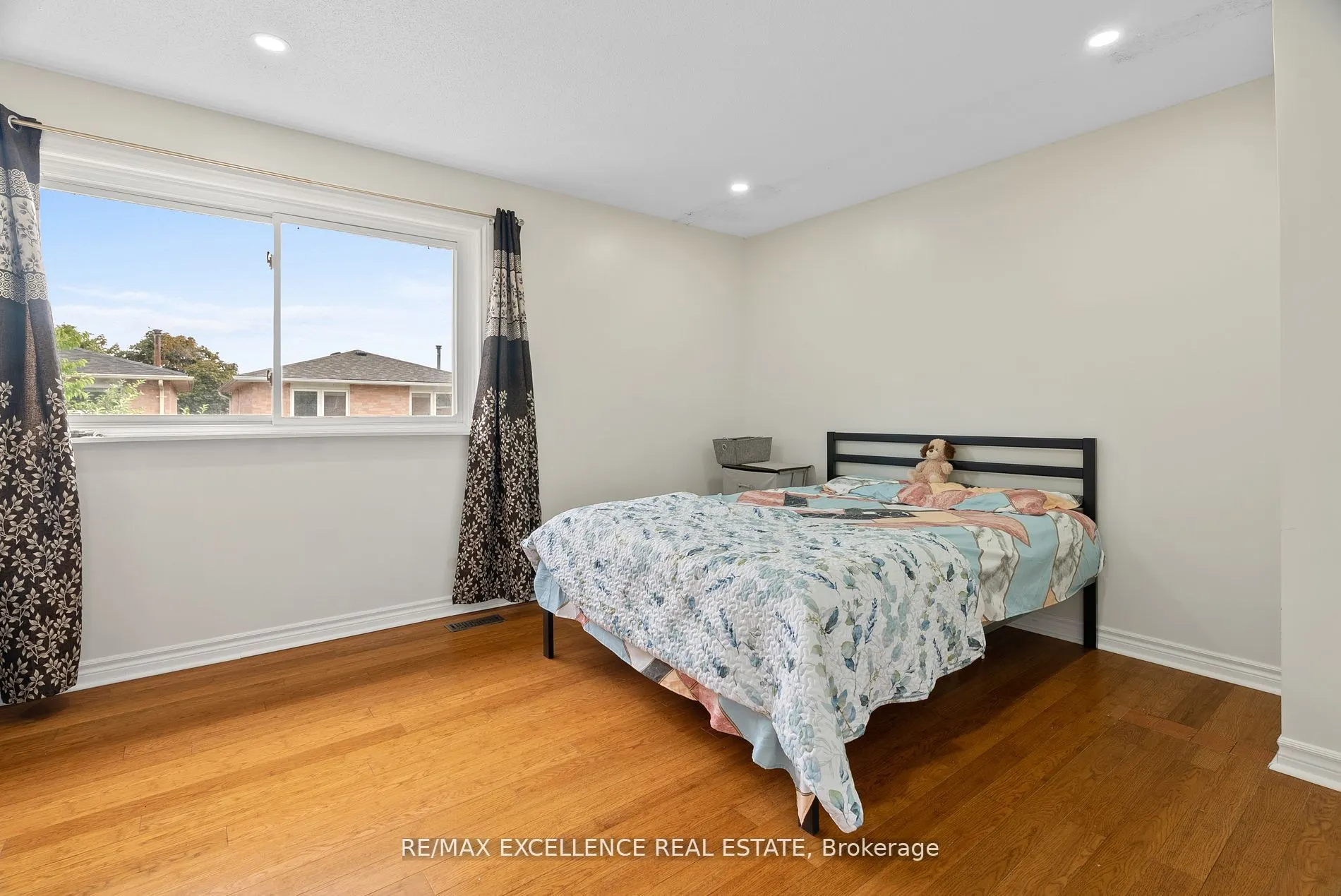 55 Rushmore Crescent