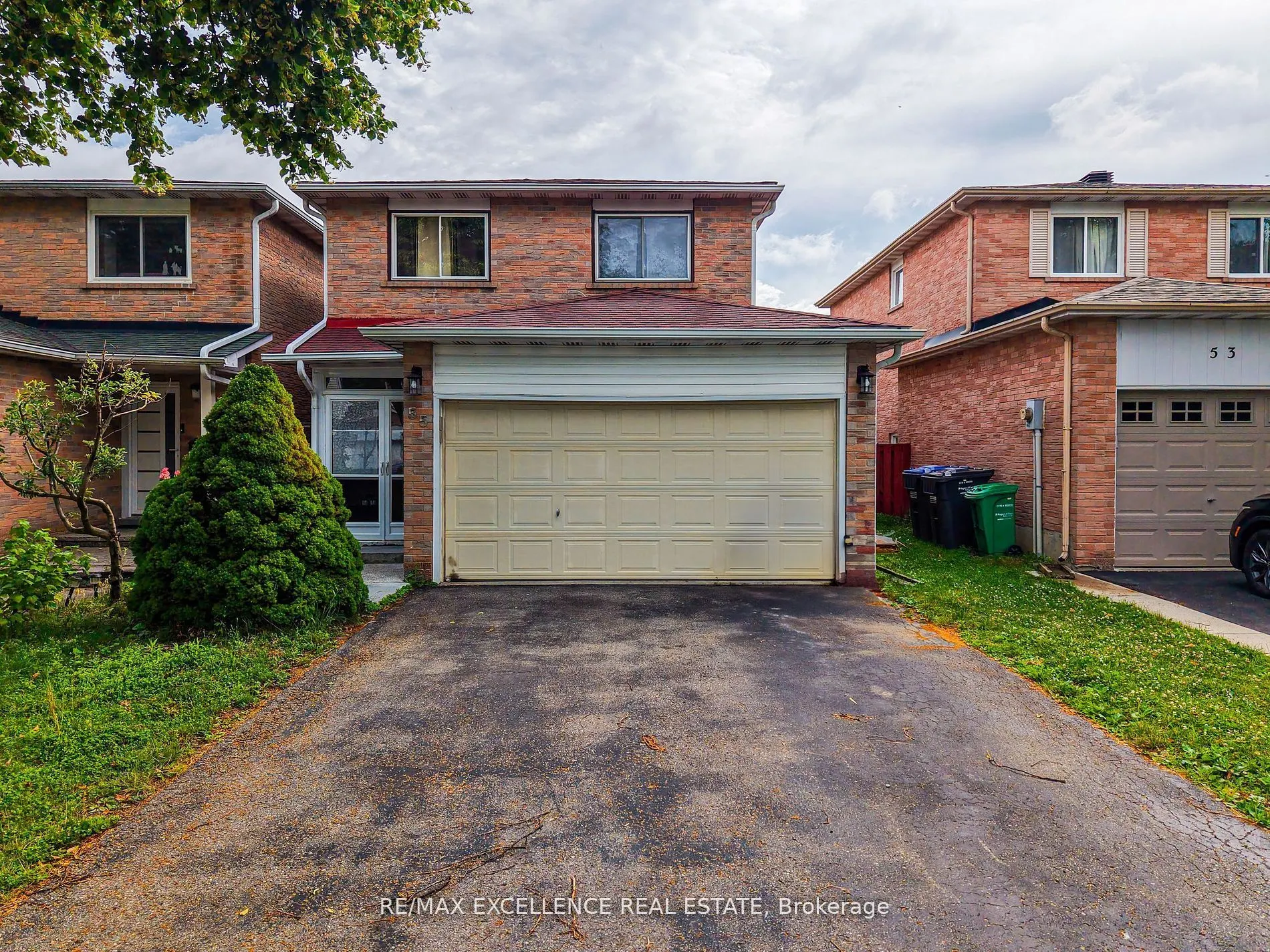 55 Rushmore Crescent