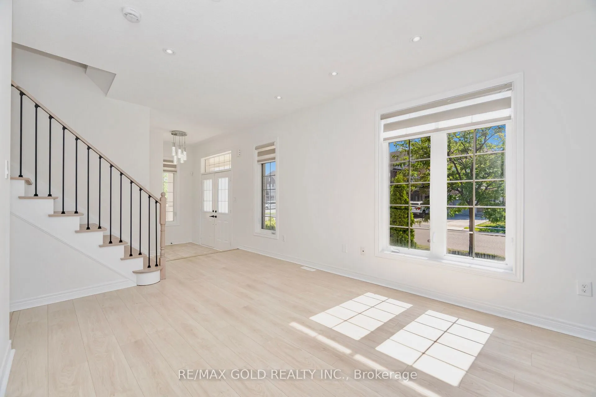 917 Oasis Drive