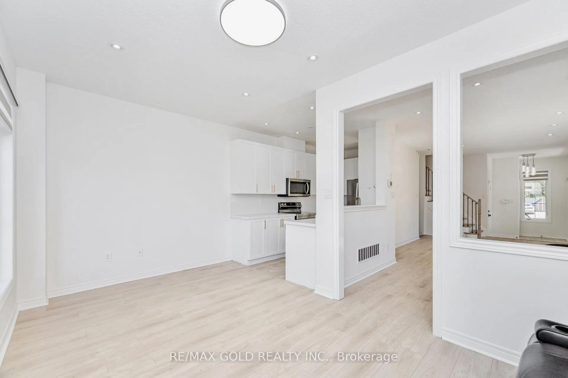 917 Oasis Drive