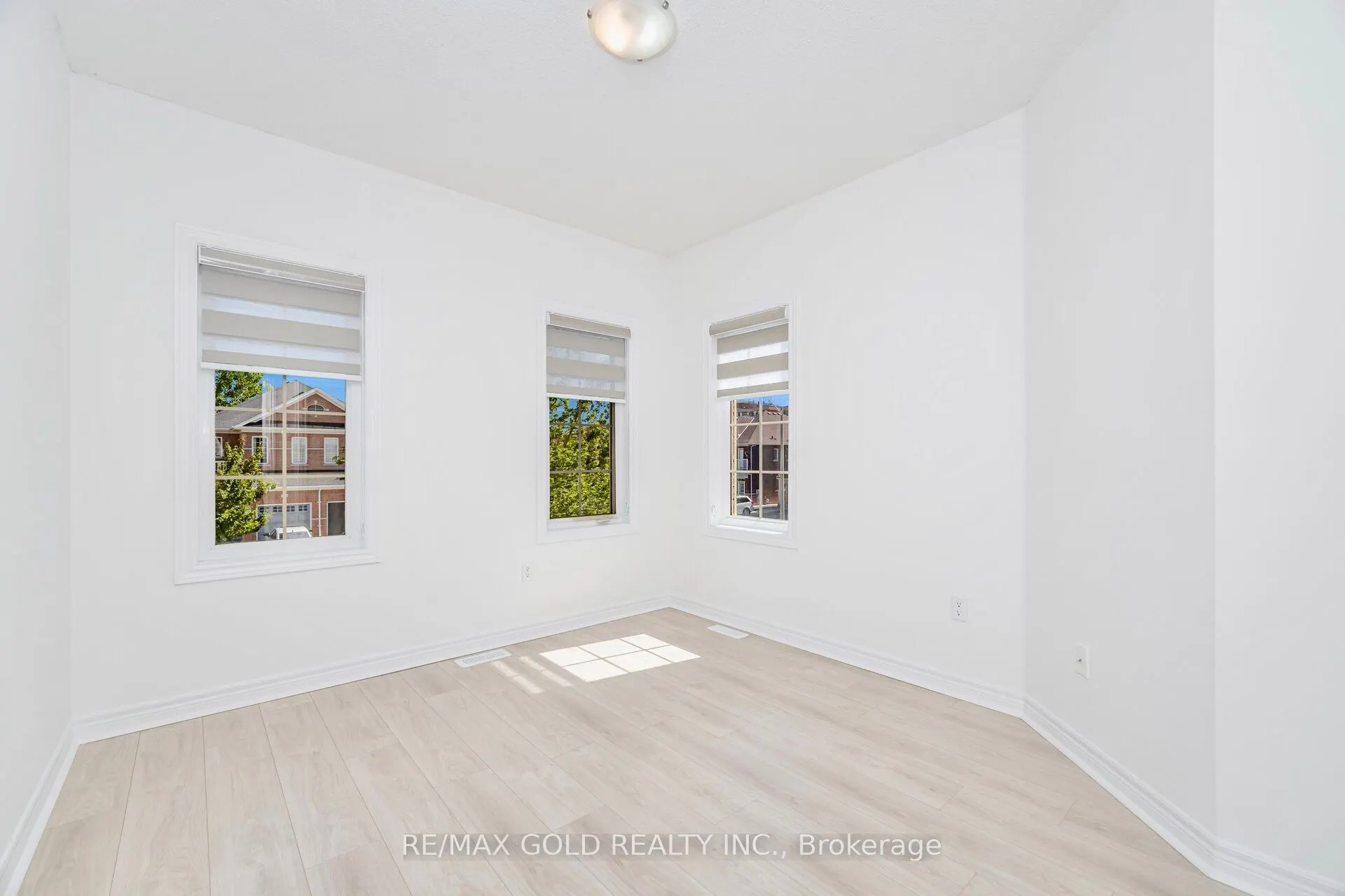 917 Oasis Drive