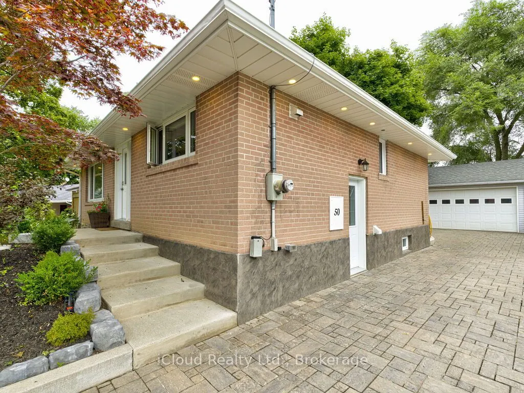 50 McGilvray Crescent