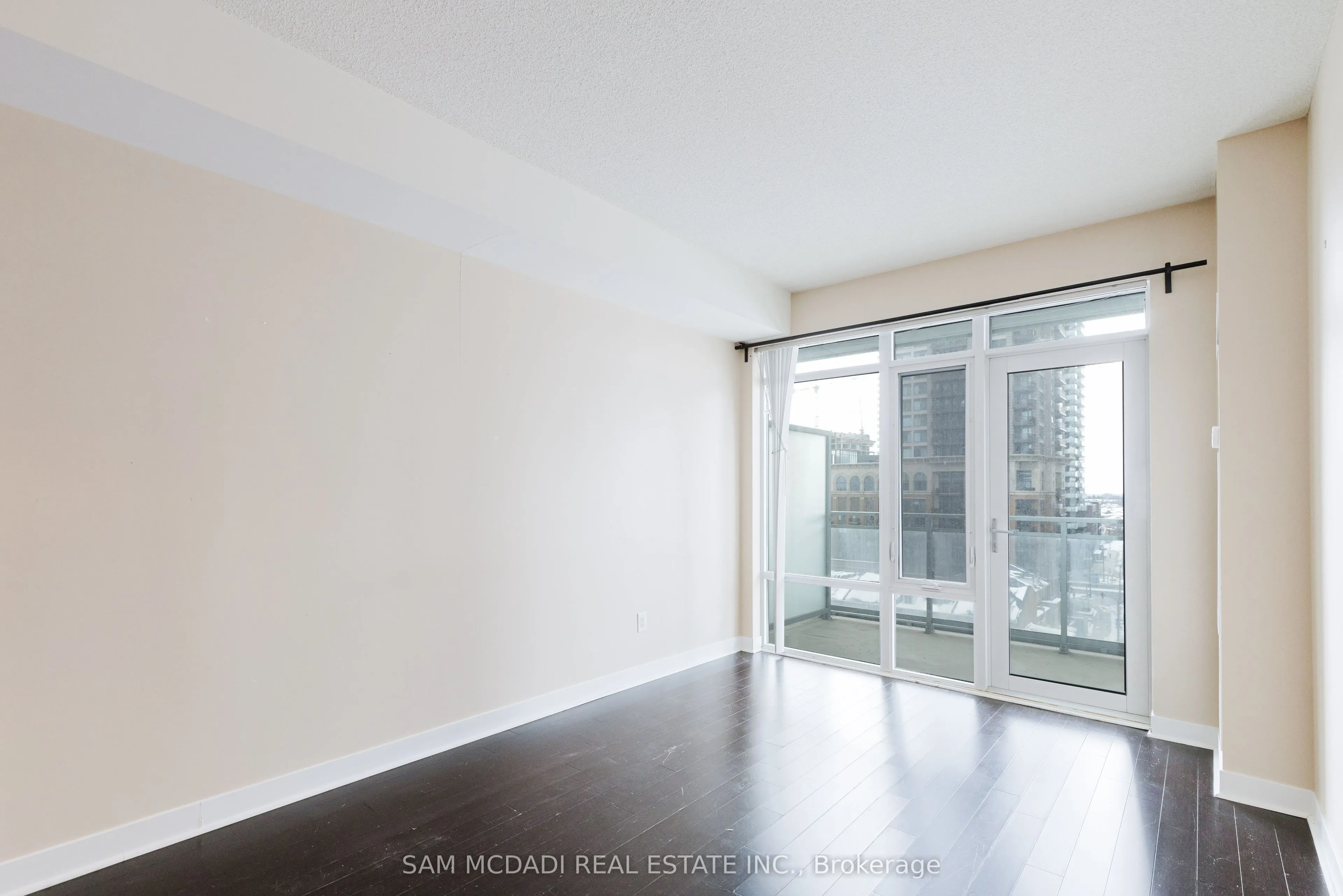 360 Square One Drive N, #707