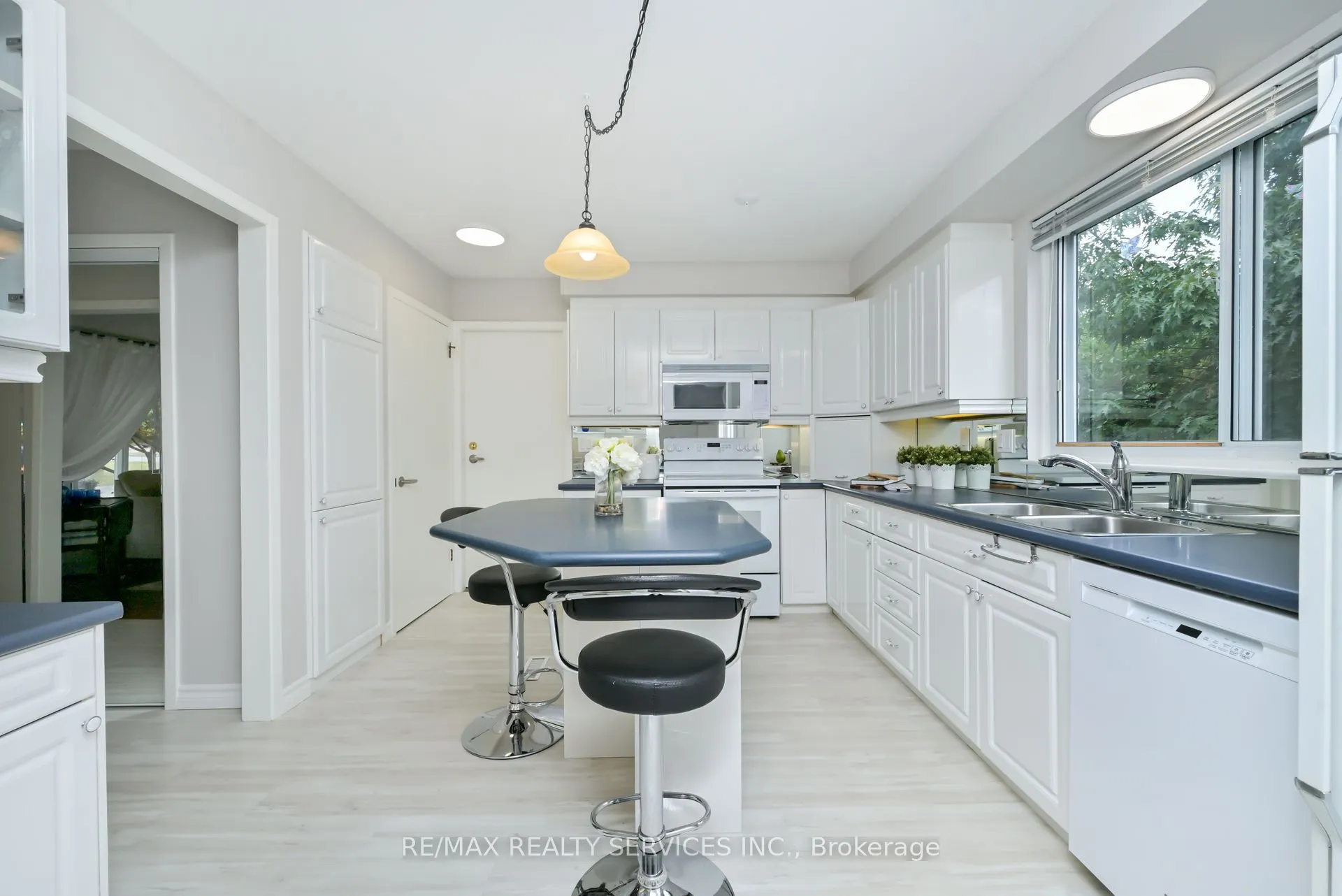 23 Governor Grove Crescent