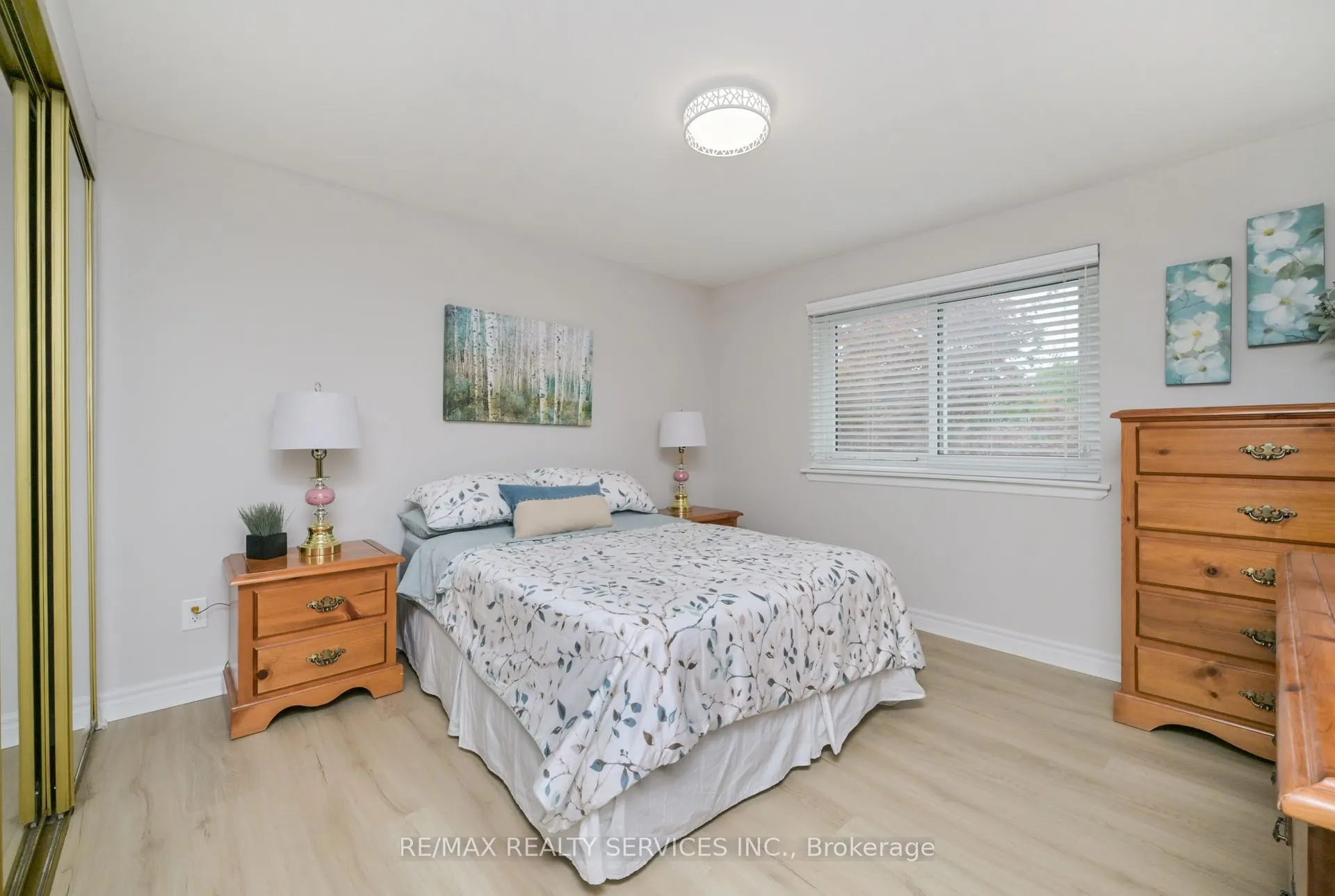 23 Governor Grove Crescent