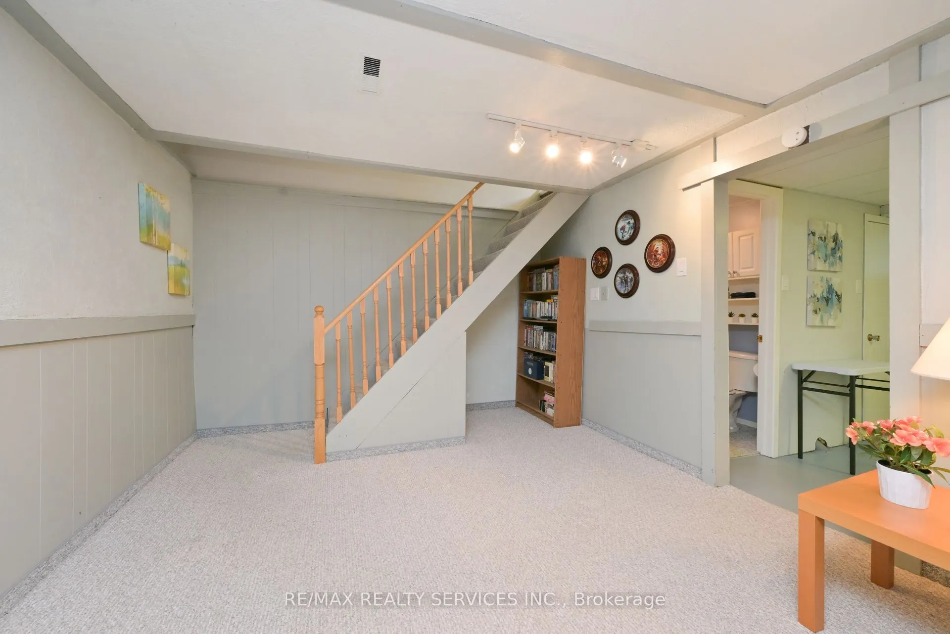 23 Governor Grove Crescent