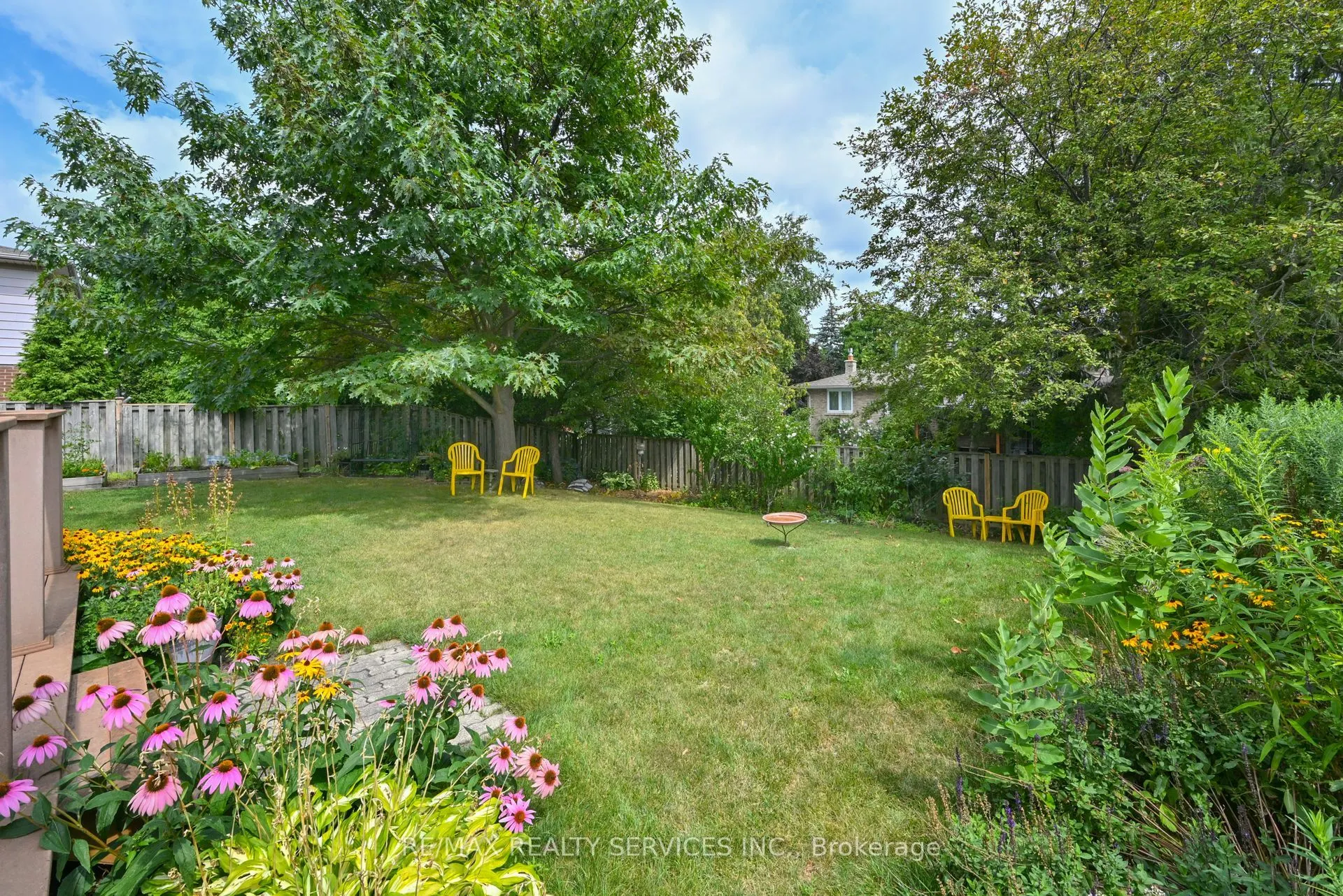 23 Governor Grove Crescent