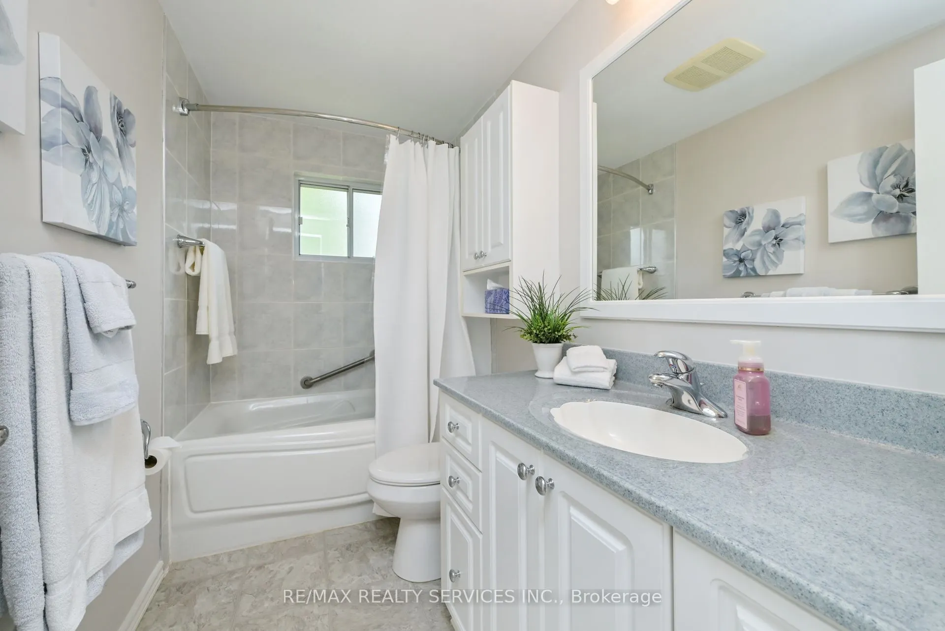 23 Governor Grove Crescent