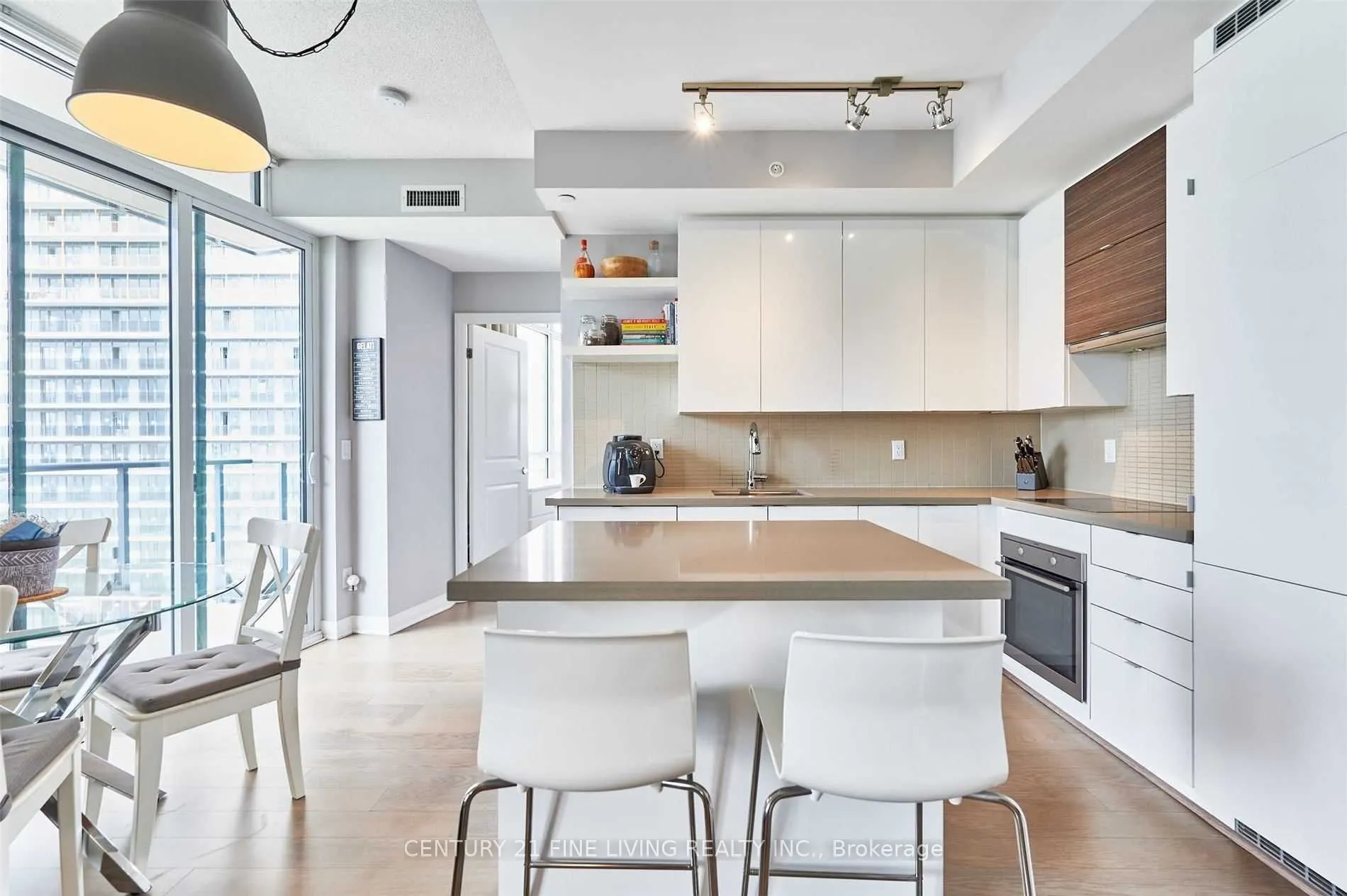59 Annie Craig Drive, #1907