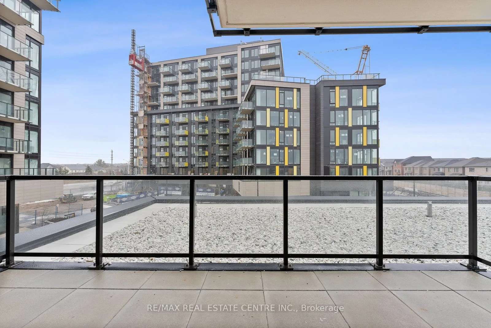 1415 Dundas Street, #204