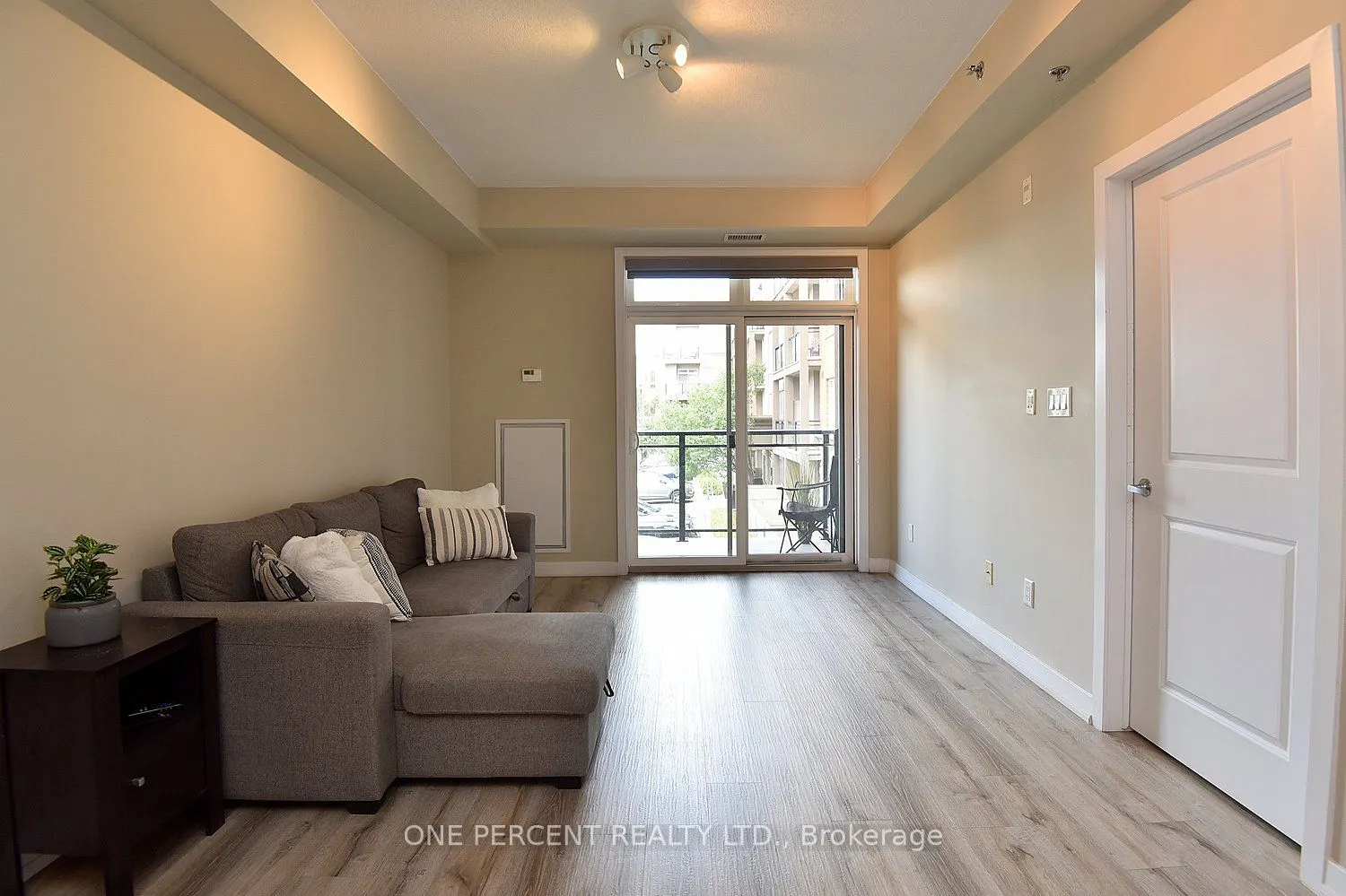 5317 Upper Middle Road, #231
