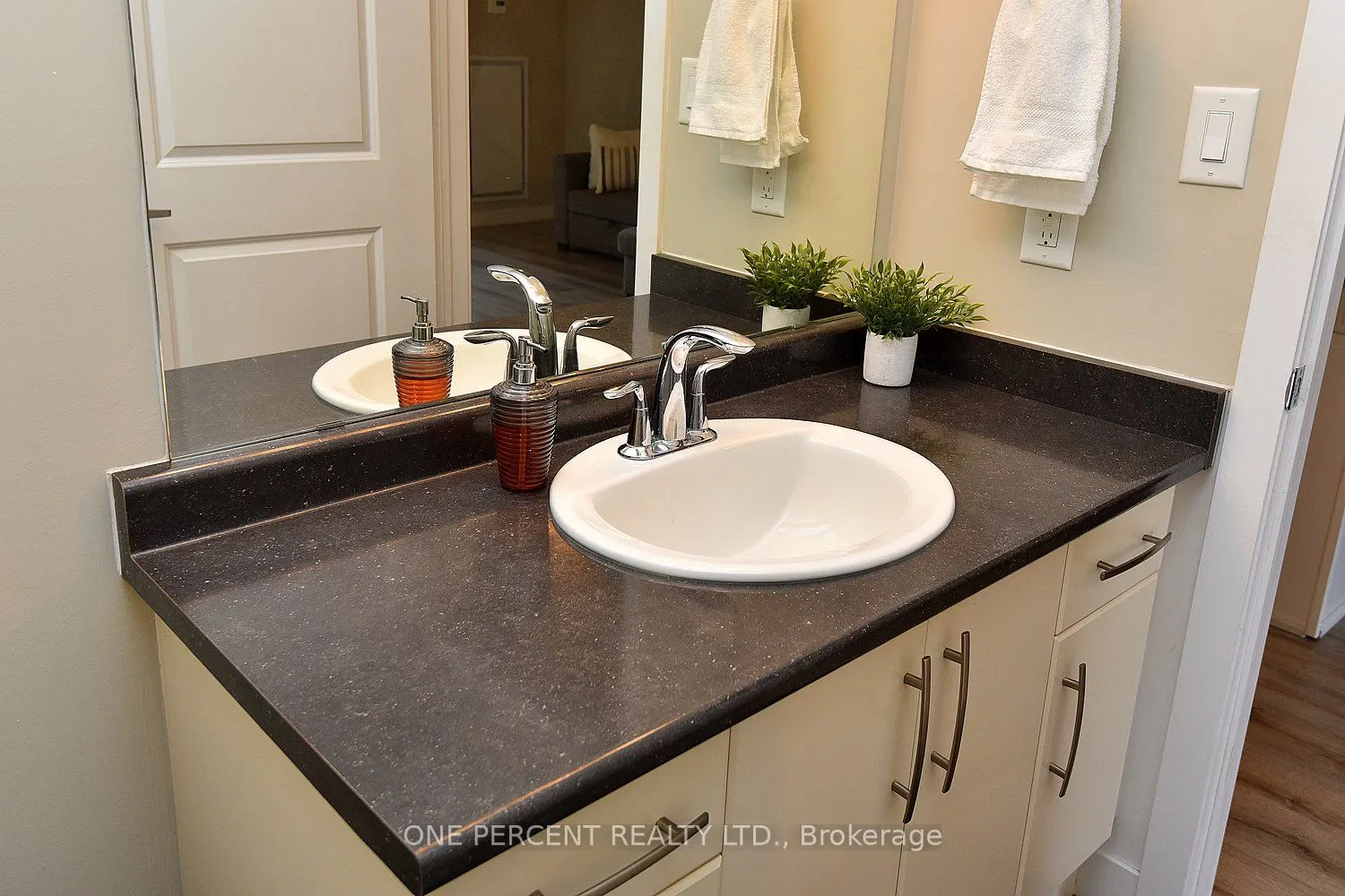 5317 Upper Middle Road, #231