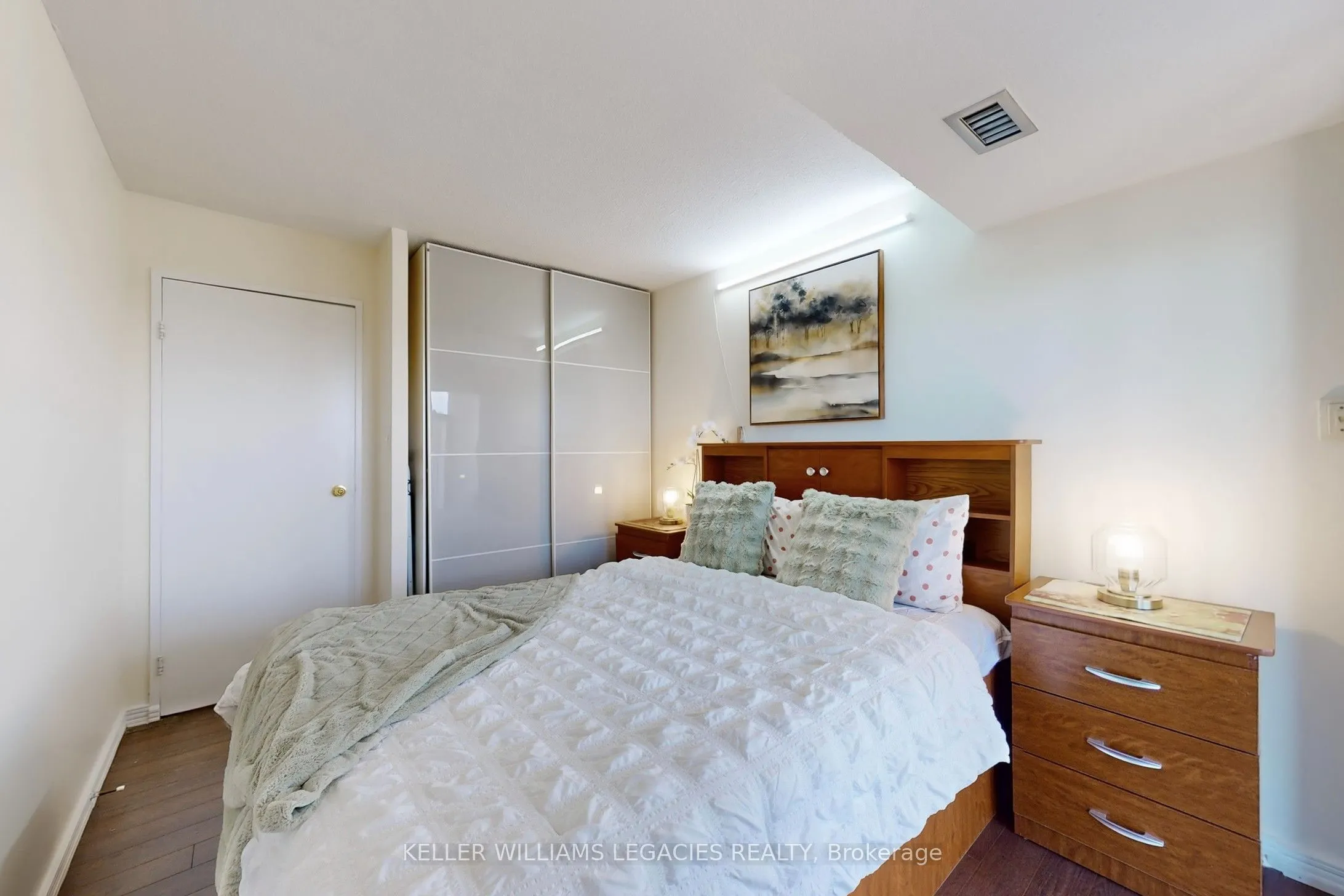 10 Markbrook Lane, #1603