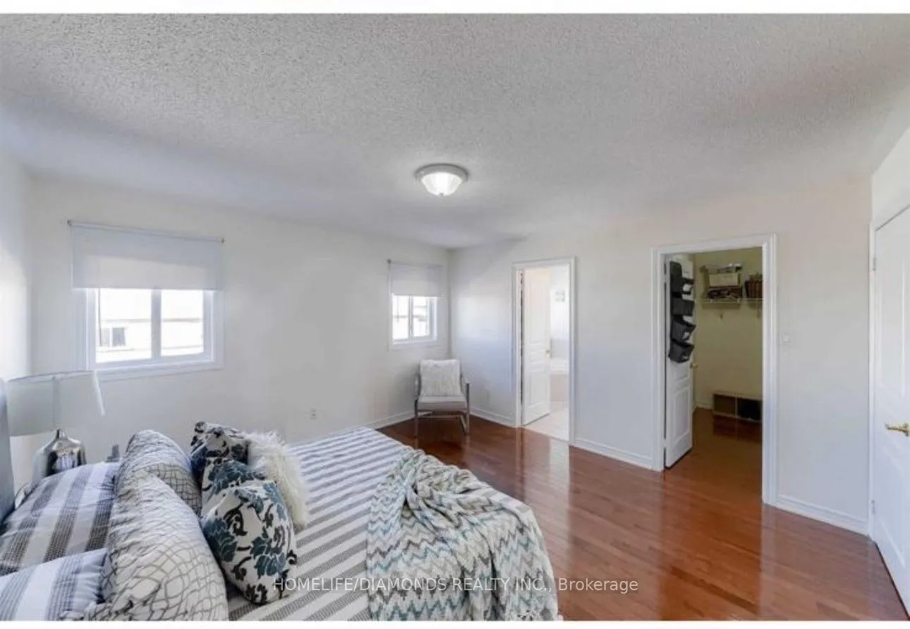 35 FISHING Crescent