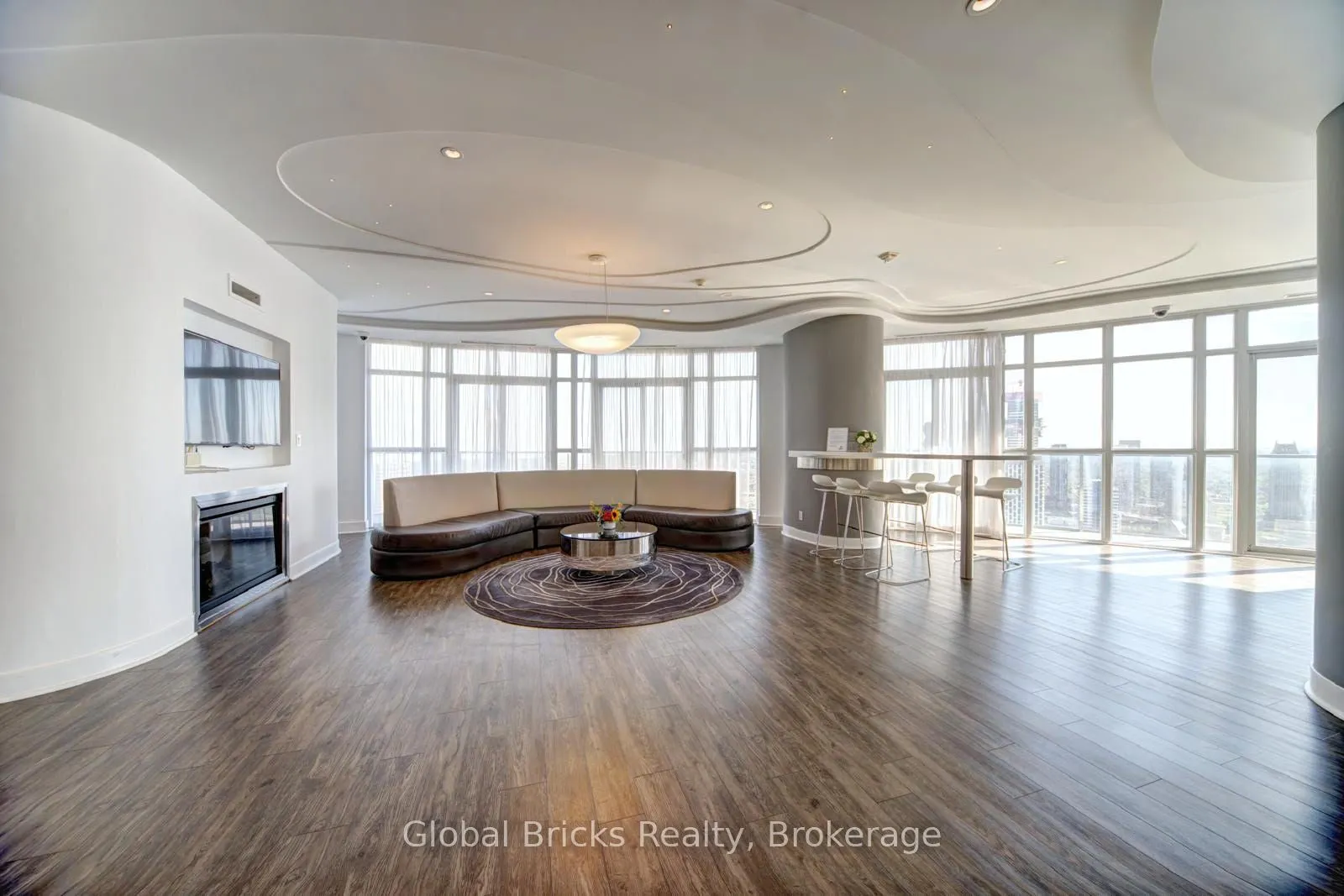 60 Absolute Avenue, #308