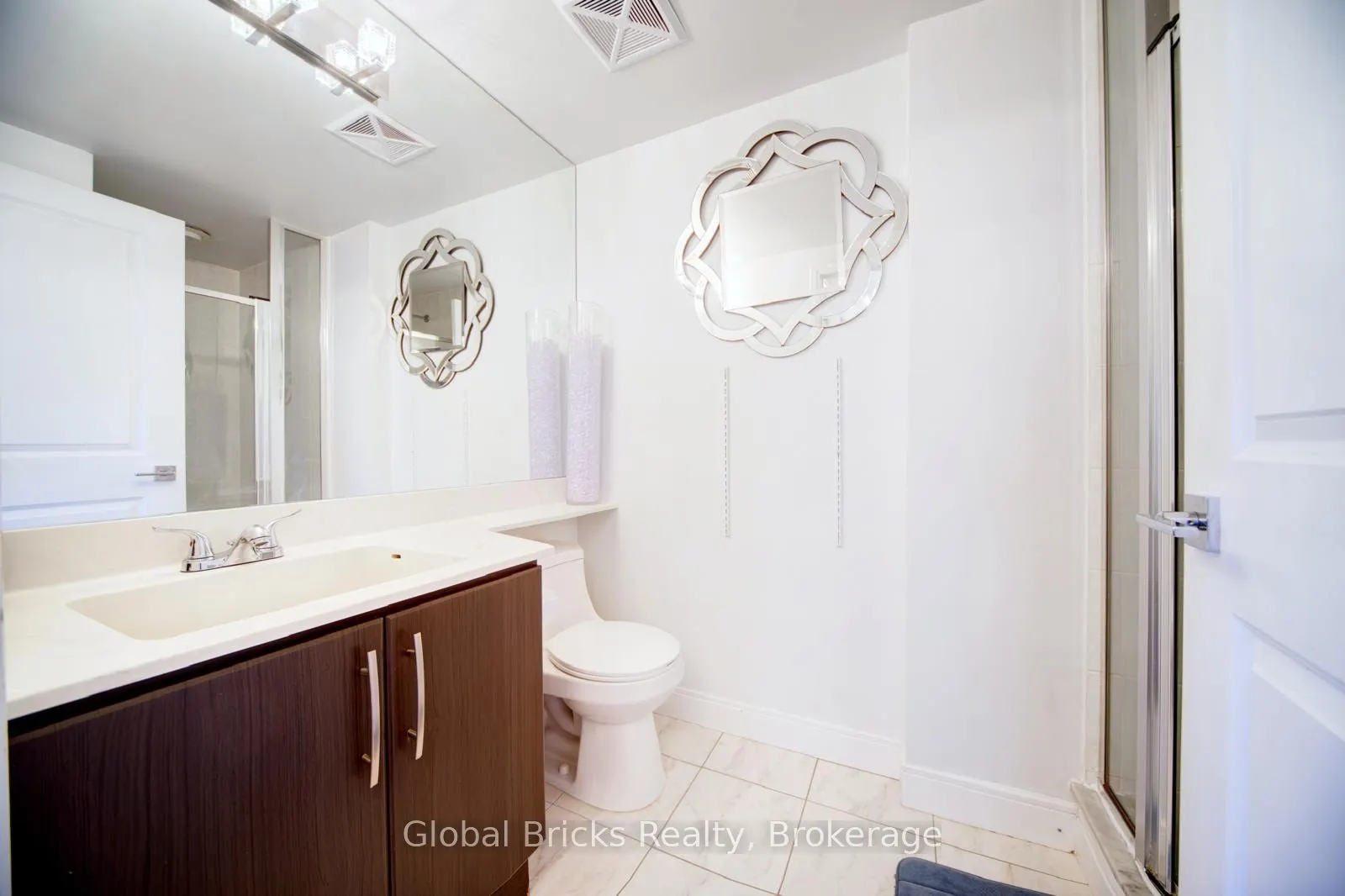 60 Absolute Avenue, #308