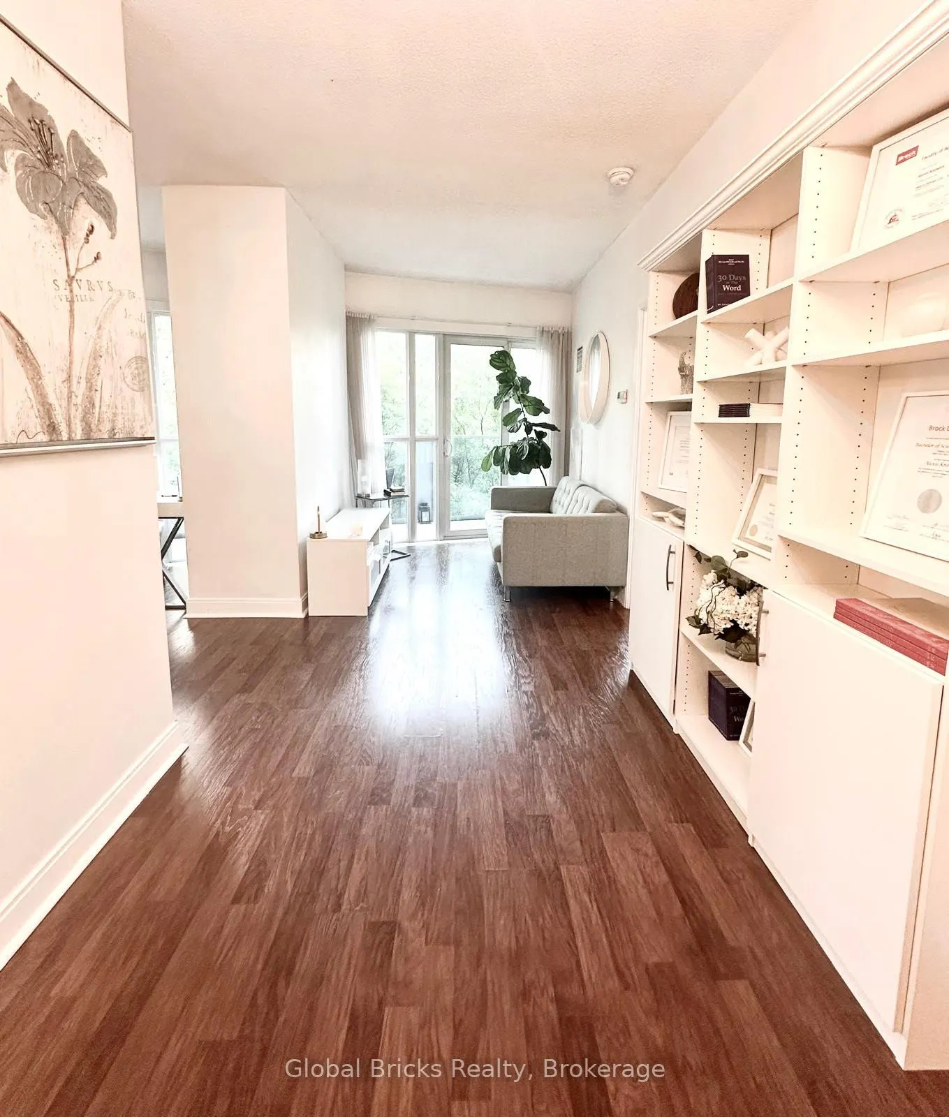 60 Absolute Avenue, #308