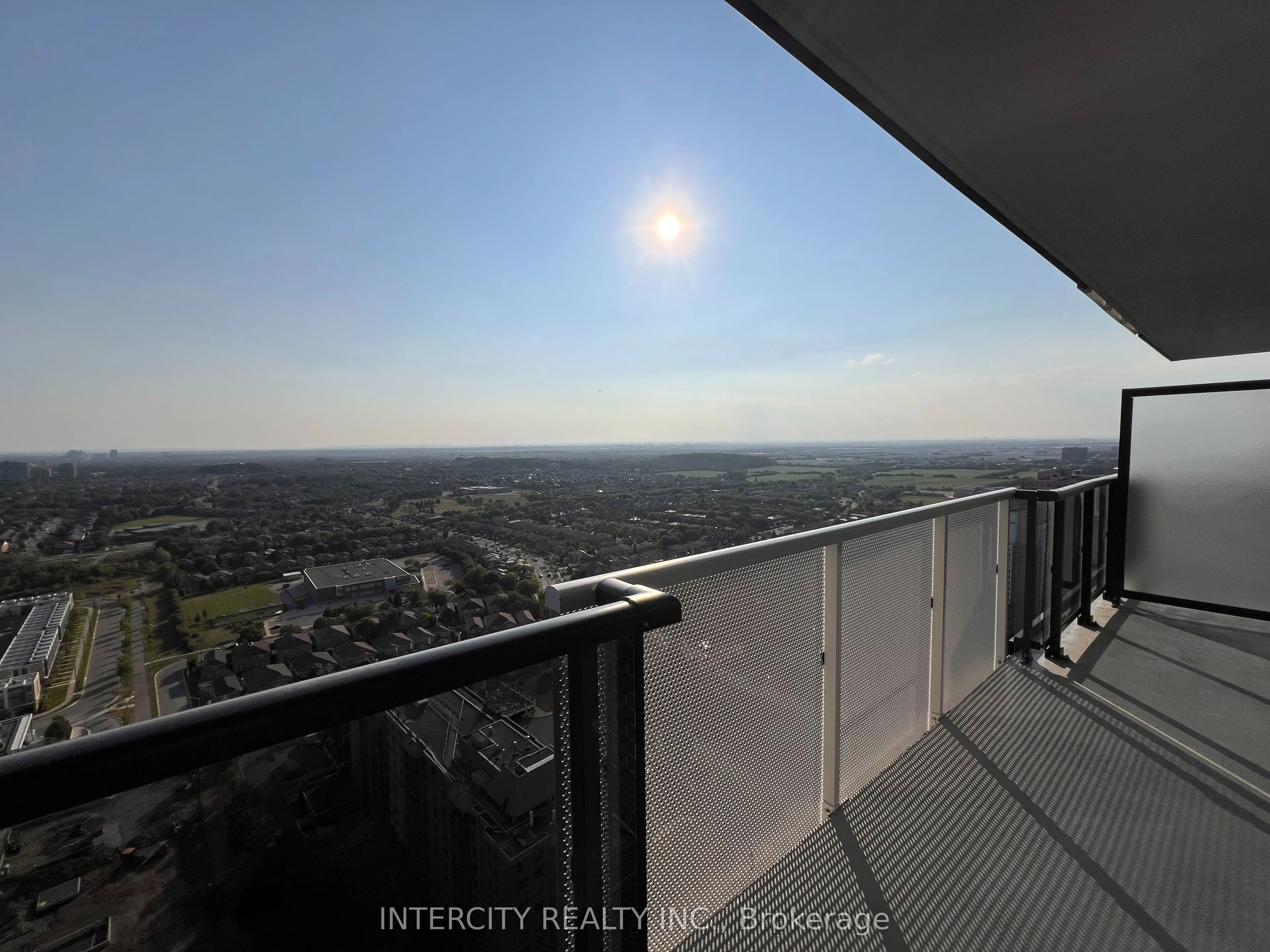 5105 Hurontario Street, #2807