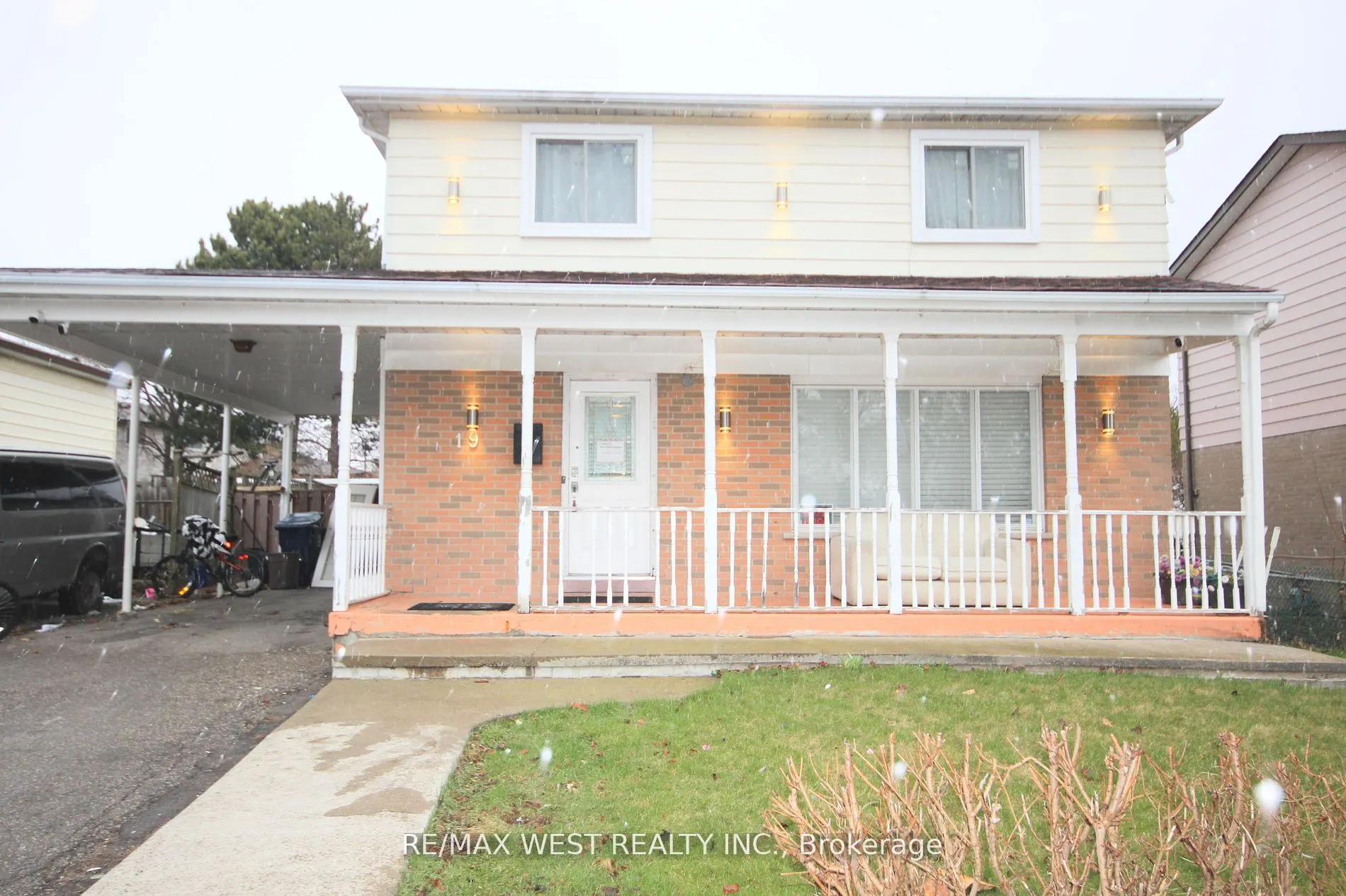 19 Lynmont Road