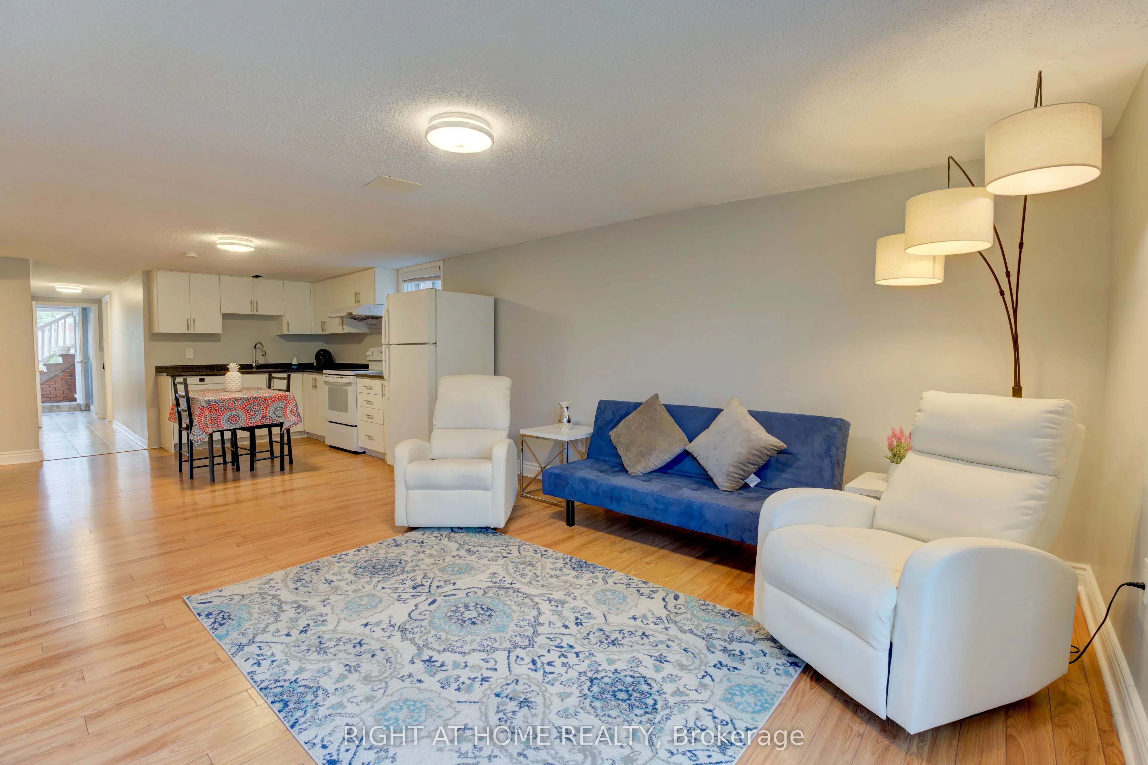 208 Meadows Boulevard
