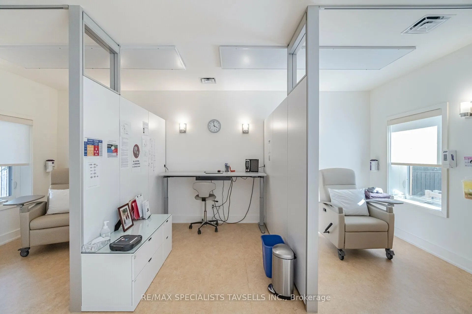 16011 Airport Road S
