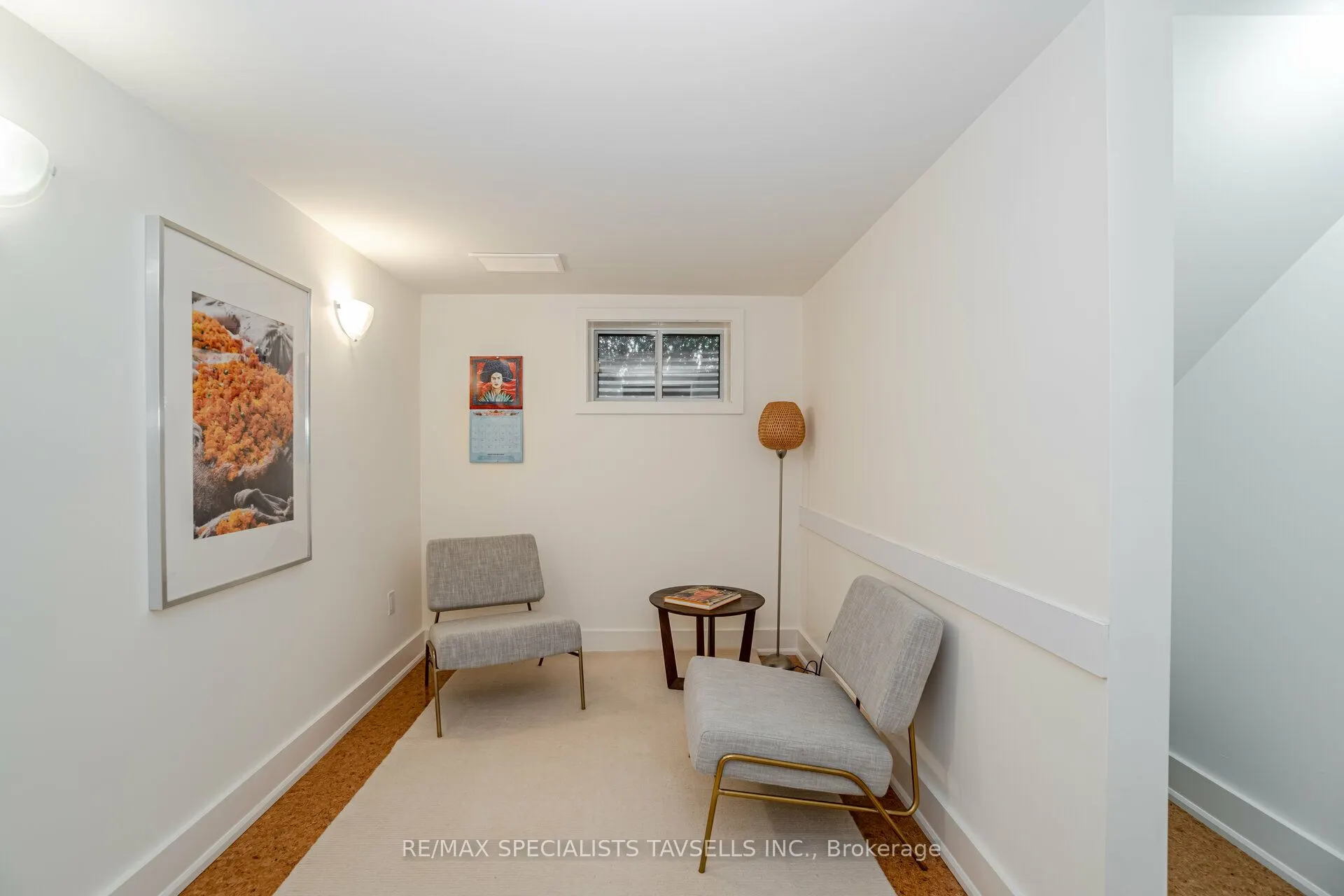 16011 Airport Road S