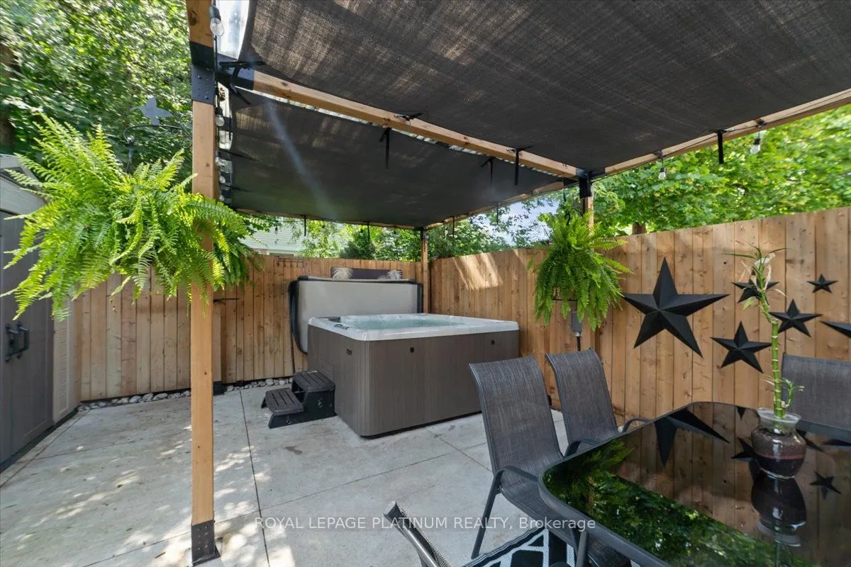 93 Elmvale Avenue