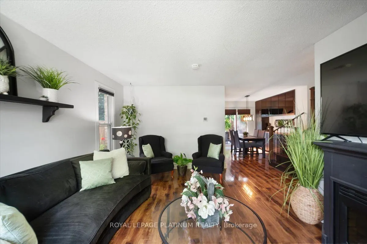 93 Elmvale Avenue