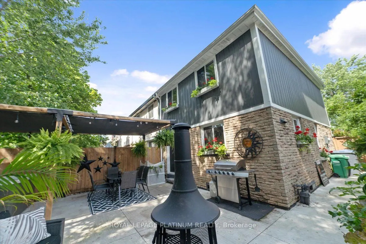 93 Elmvale Avenue