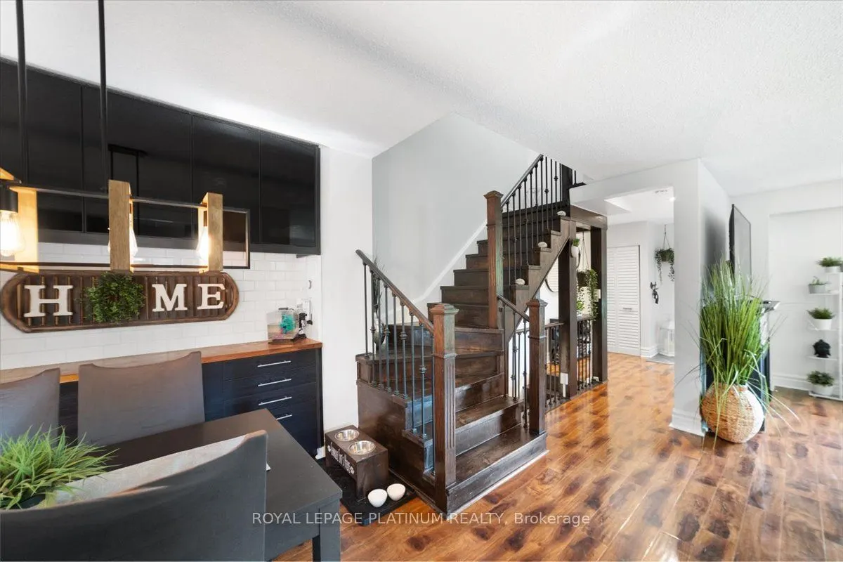 93 Elmvale Avenue