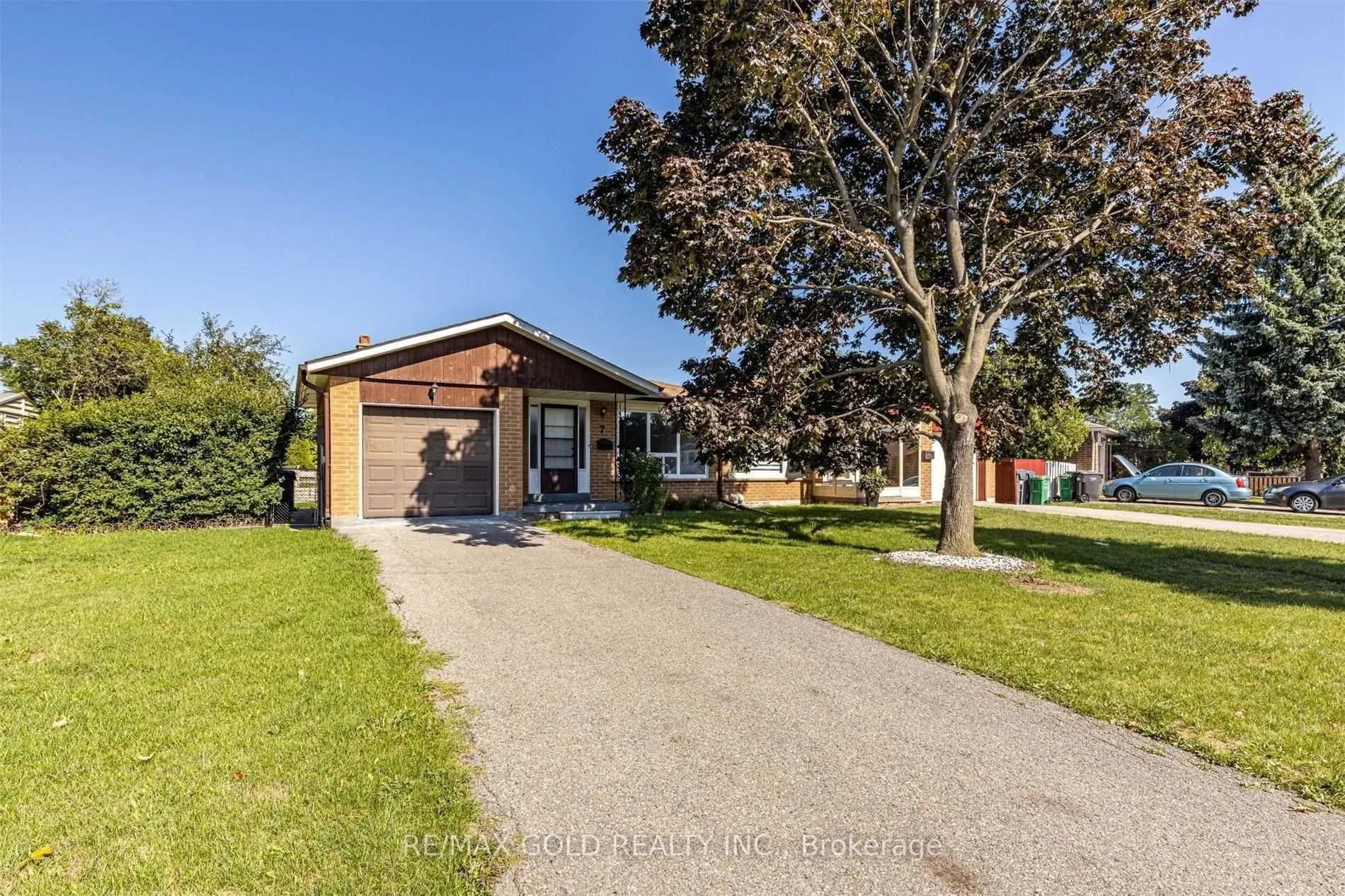 7 Montjoy Crescent E